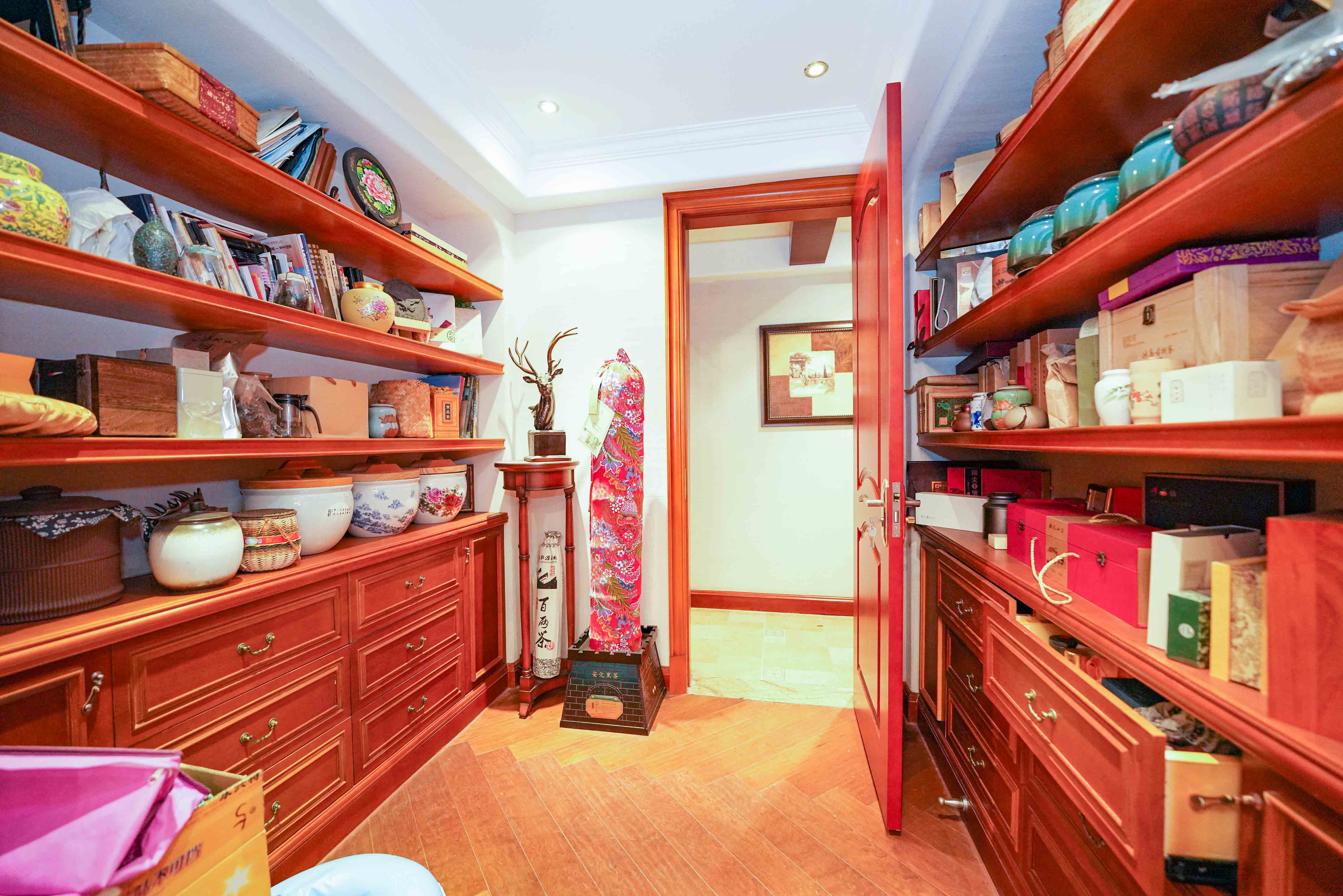 海伦堡爱ME城市 5室2厅3卫 238.00万 海伦堡爱ME城市 5室2厅3卫 238.00万卧室