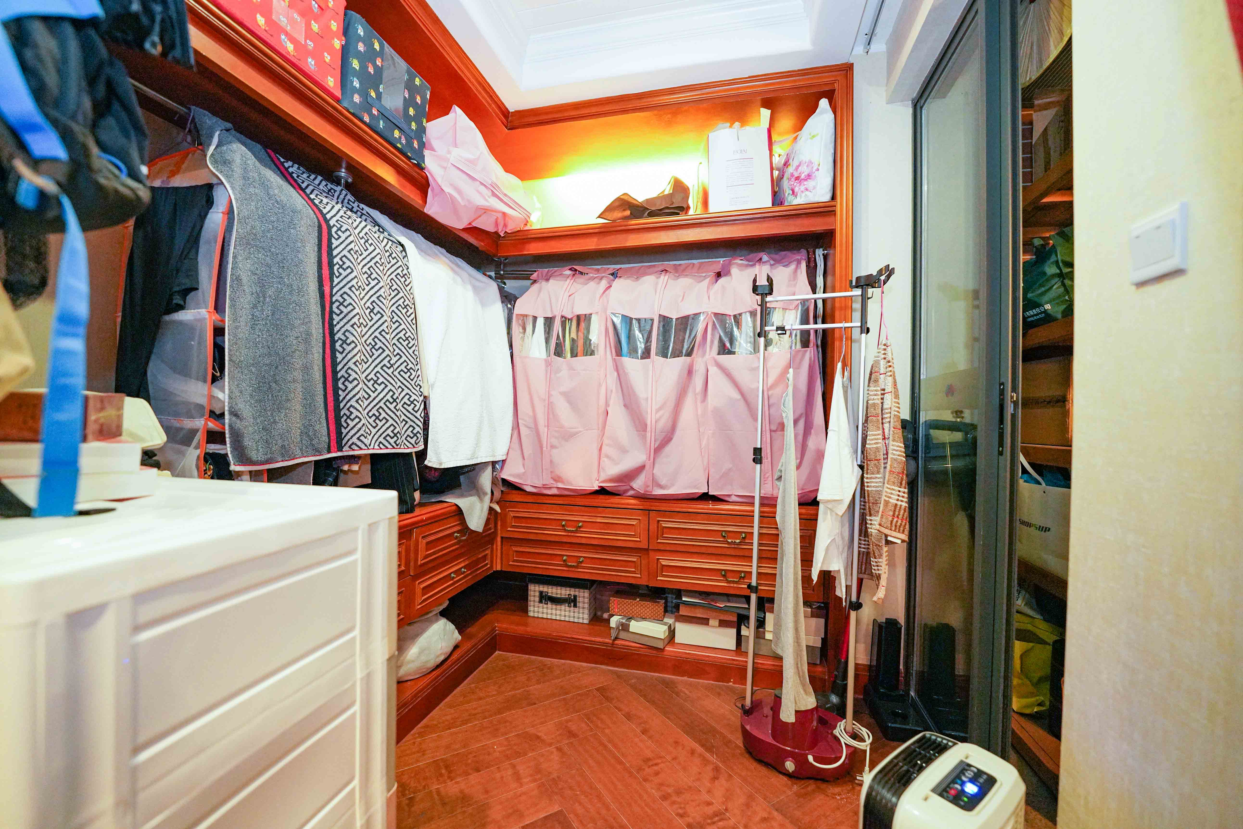 海伦堡爱ME城市 5室2厅3卫 238.00万 海伦堡爱ME城市 5室2厅3卫 238.00万阳台