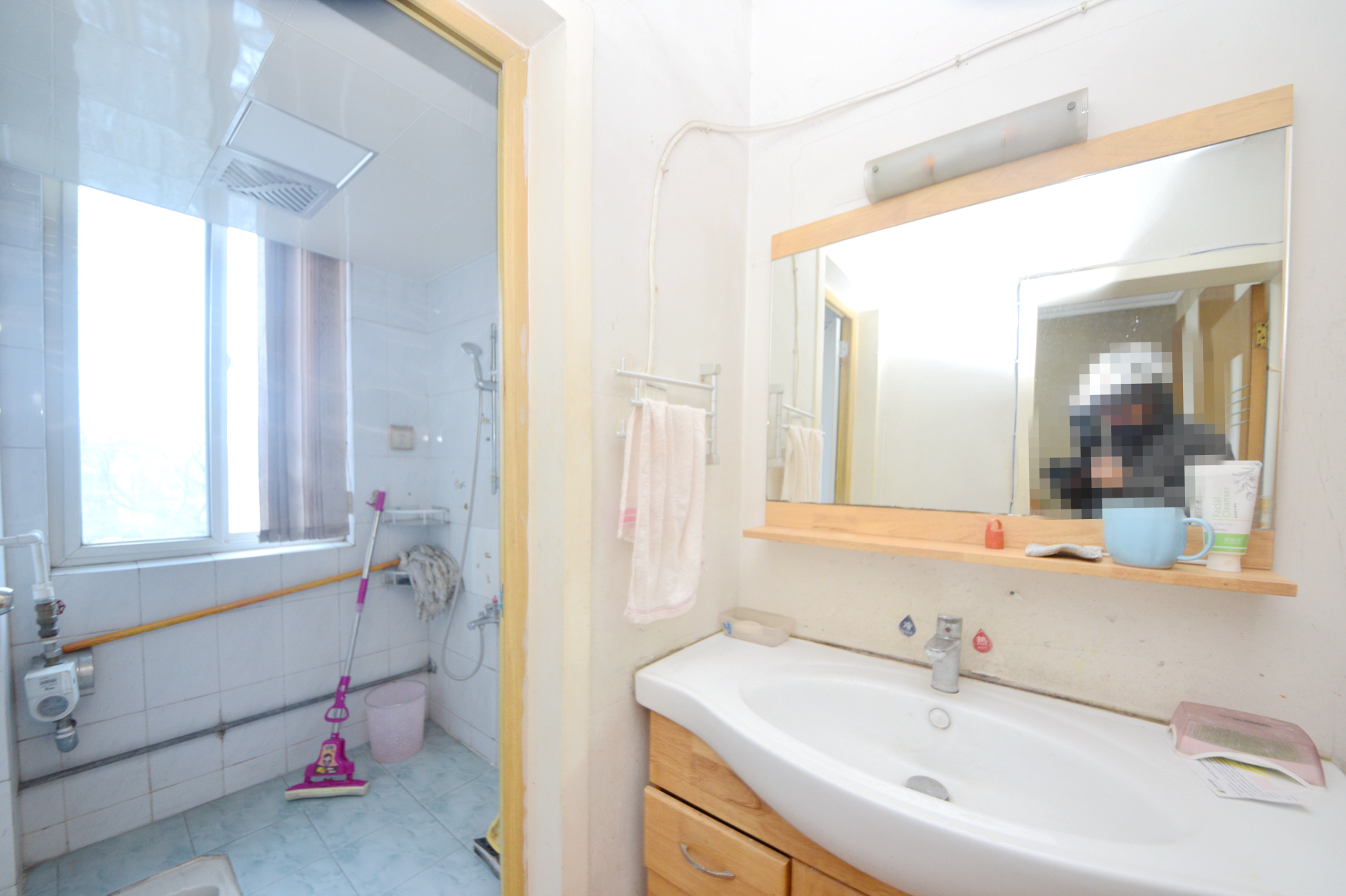 白沙苑  3室2厅2卫    93.88万卫生间