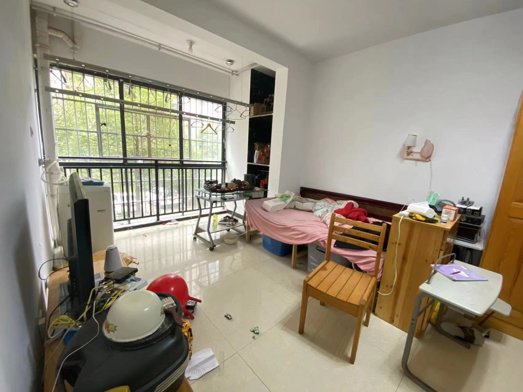 百江花园 1室1厅1卫 32.0万 百江花园 1室1厅1卫 32.0万室内图