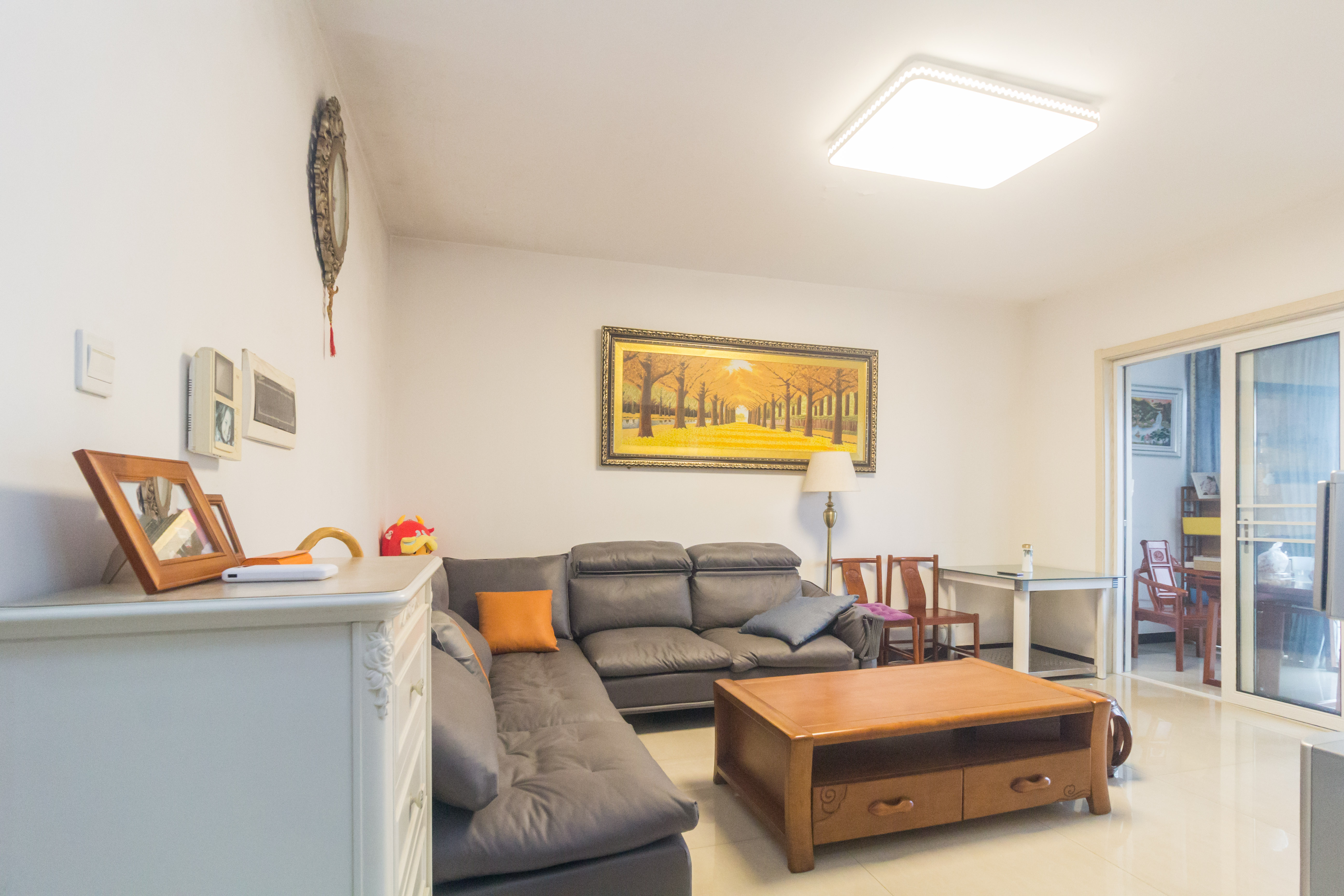 湖南有色地质勘查局宿舍(榔梨镇)  4室2厅2卫   99.60万 湖南有色地质勘查局宿舍(榔梨镇)  4室2厅2卫   99.60万客厅