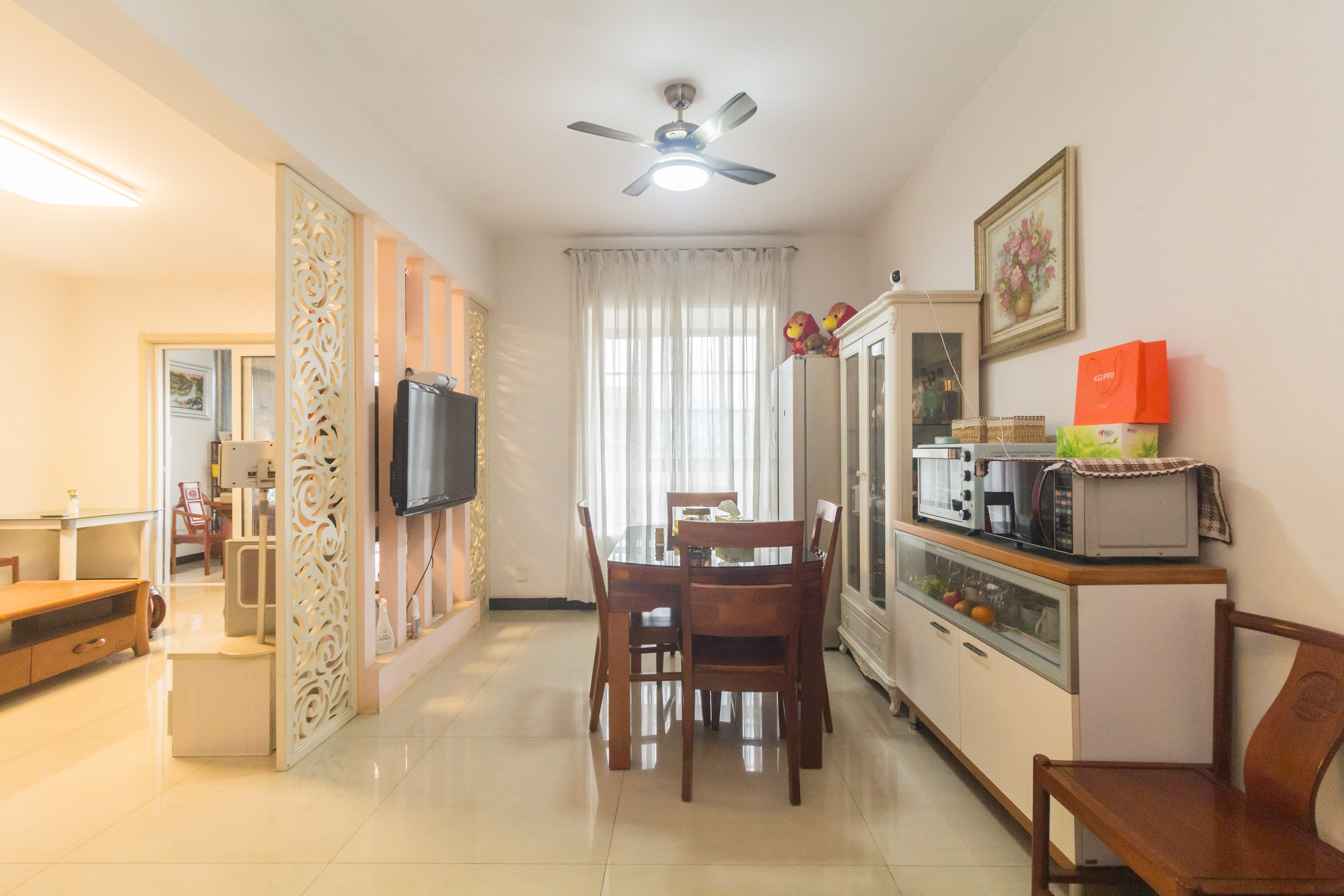 湖南有色地质勘查局宿舍(榔梨镇)  4室2厅2卫   99.60万 湖南有色地质勘查局宿舍(榔梨镇)  4室2厅2卫   99.60万客厅