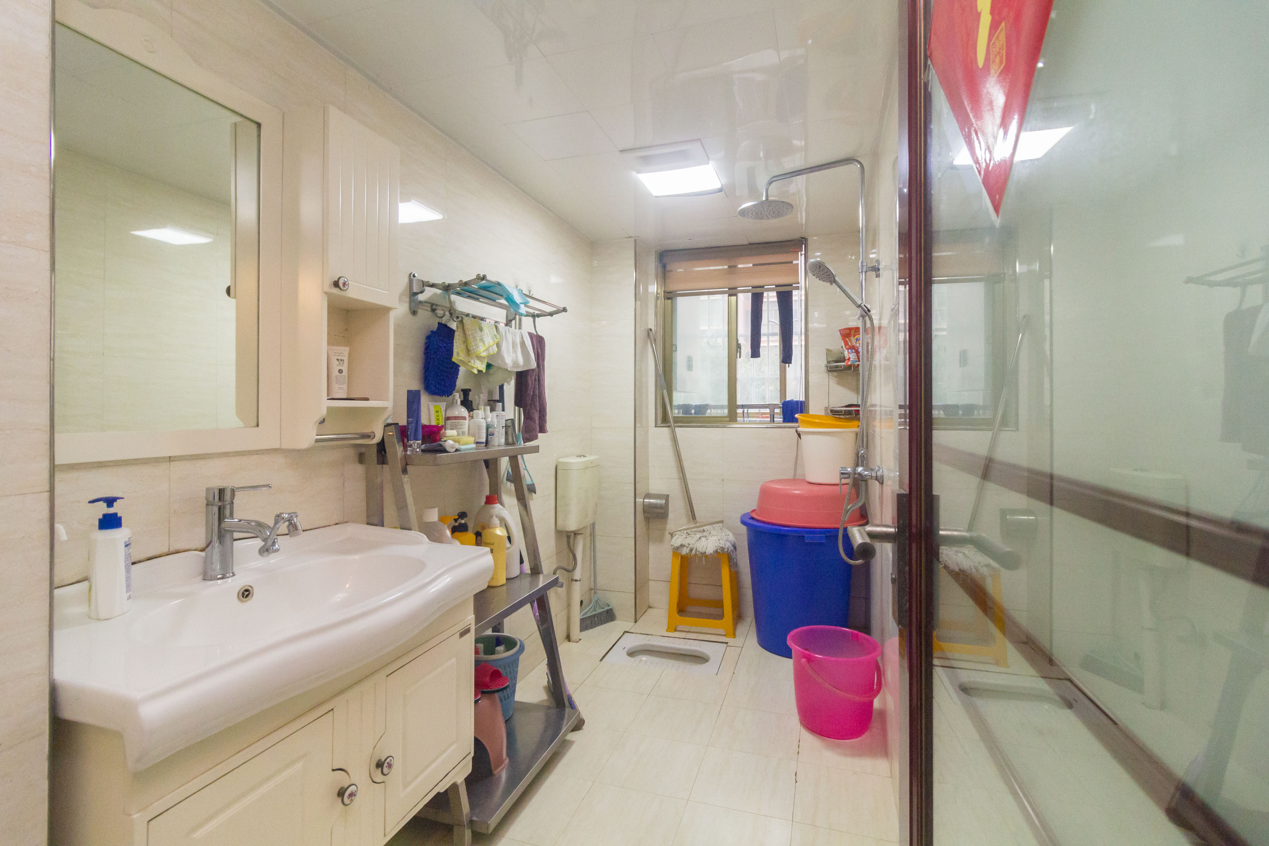 湖南有色地质勘查局宿舍(榔梨镇)  4室2厅2卫   99.60万 湖南有色地质勘查局宿舍(榔梨镇)  4室2厅2卫   99.60万卫生间