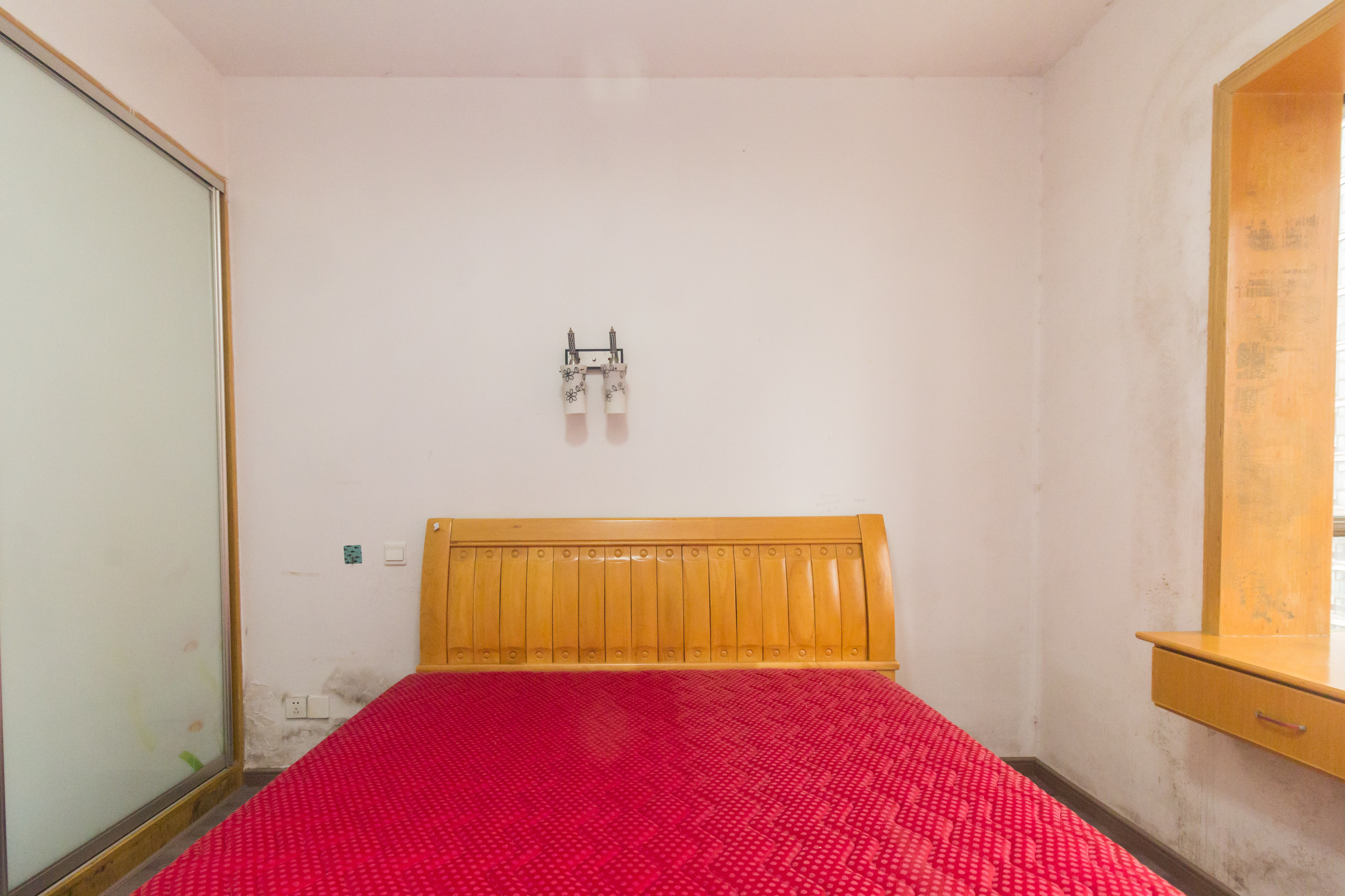 湖南有色地质勘查局宿舍(榔梨镇)  4室2厅2卫    109.48万 湖南有色地质勘查局宿舍(榔梨镇)  4室2厅2卫    109.48万卧室