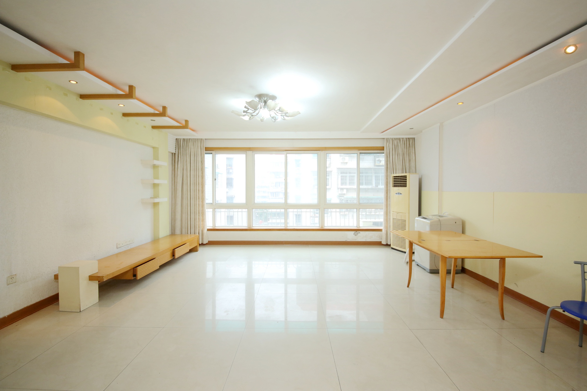 瑞丰苑  3室2厅1卫   101.00万客厅