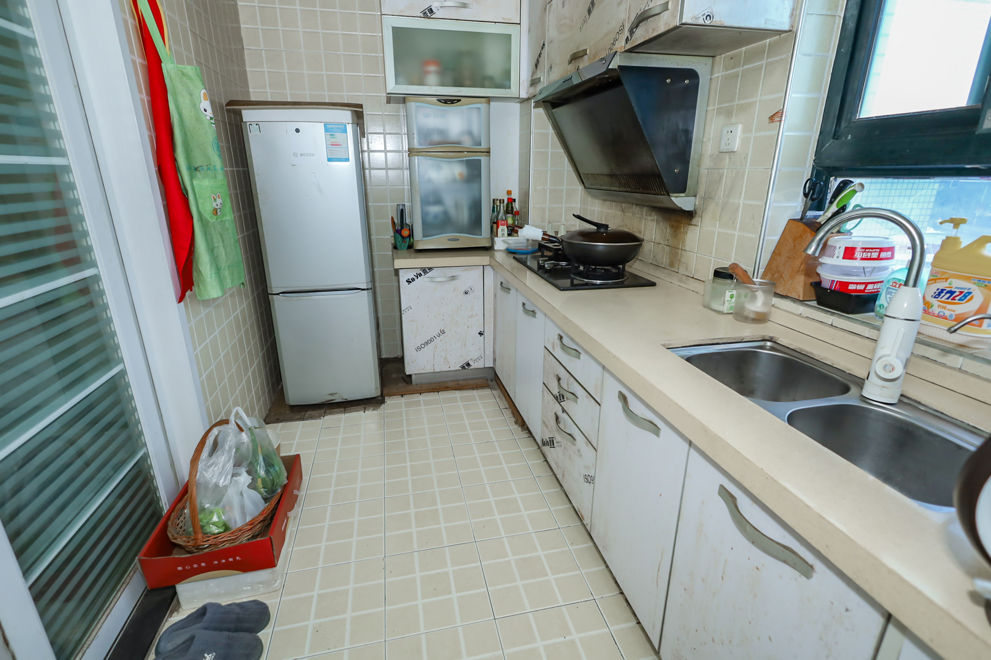 高鑫麓城 3室2厅2卫 128.00万 高鑫麓城 3室2厅2卫 128.00万厨房