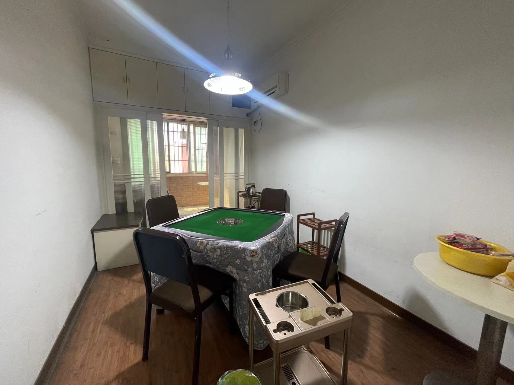 银苑小区 4室2厅2卫 75.00万 银苑小区 4室2厅2卫 75.00万室内图