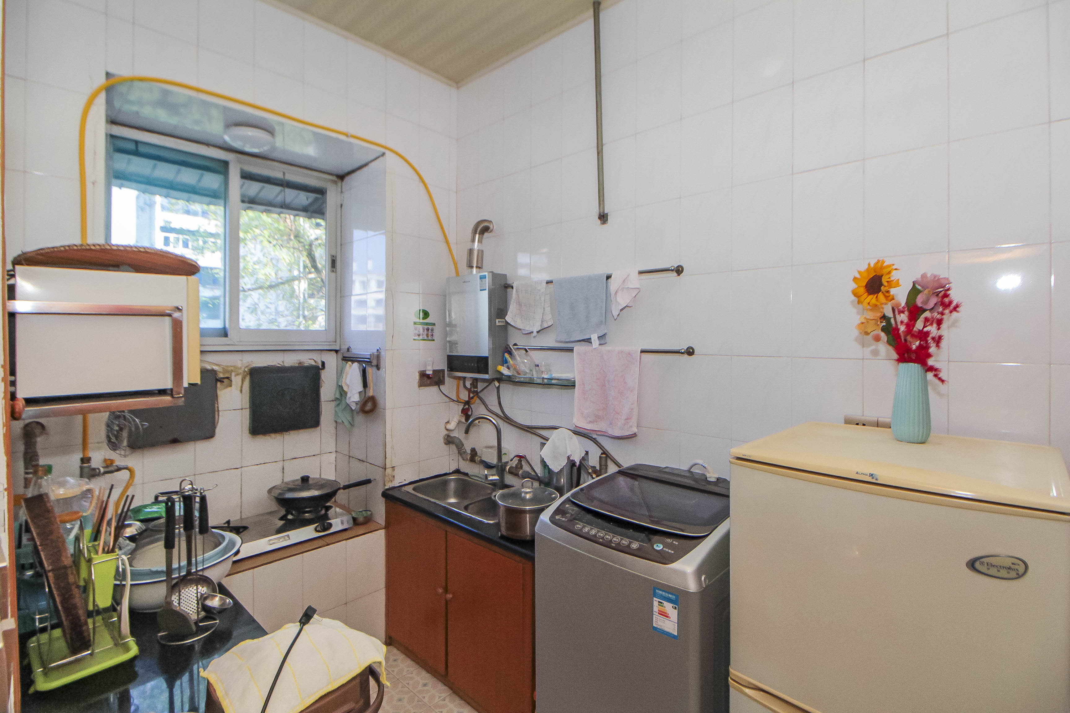 矿冶研究院(科学文明小区)  2室1厅1卫    45.0万厨房