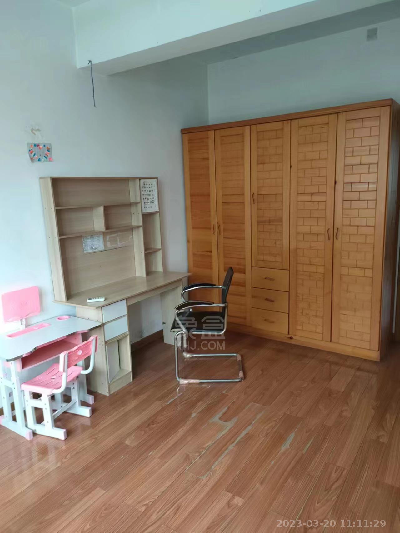 株洲长江南路阳光小区  3室2厅2卫   1800.00元/月室内图