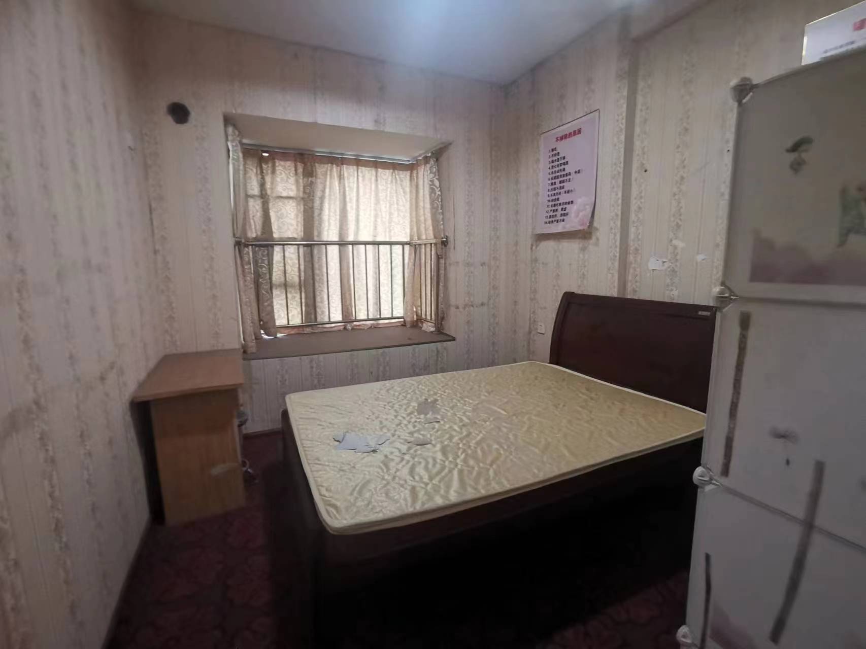 水岸花城(翠堤湾) 3室2厅1卫 63.00万 水岸花城(翠堤湾) 3室2厅1卫 63.00万室内图