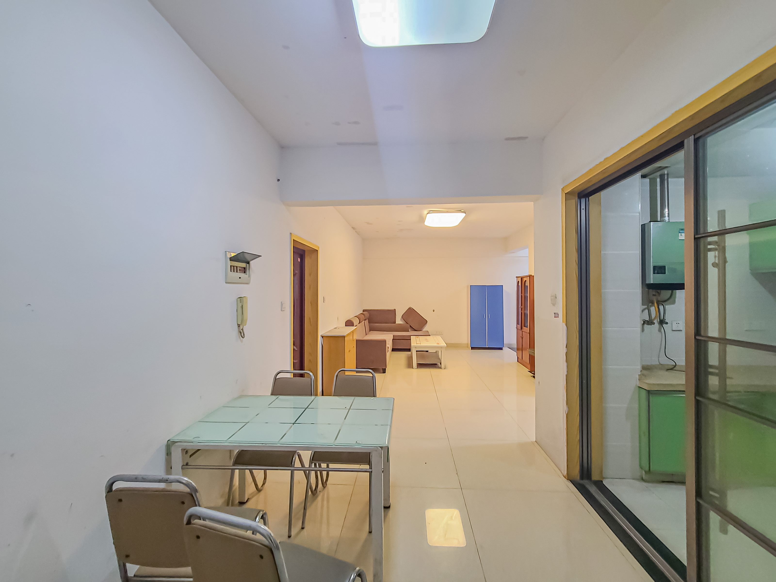 景上鑫苑  3室2厅1卫   60.30万 景上鑫苑  3室2厅1卫   60.30万客厅