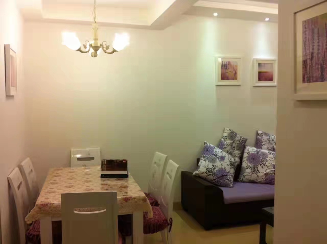 中地凯旋城  1室1厅1卫    30.0万 中地凯旋城  1室1厅1卫    30.0万客厅