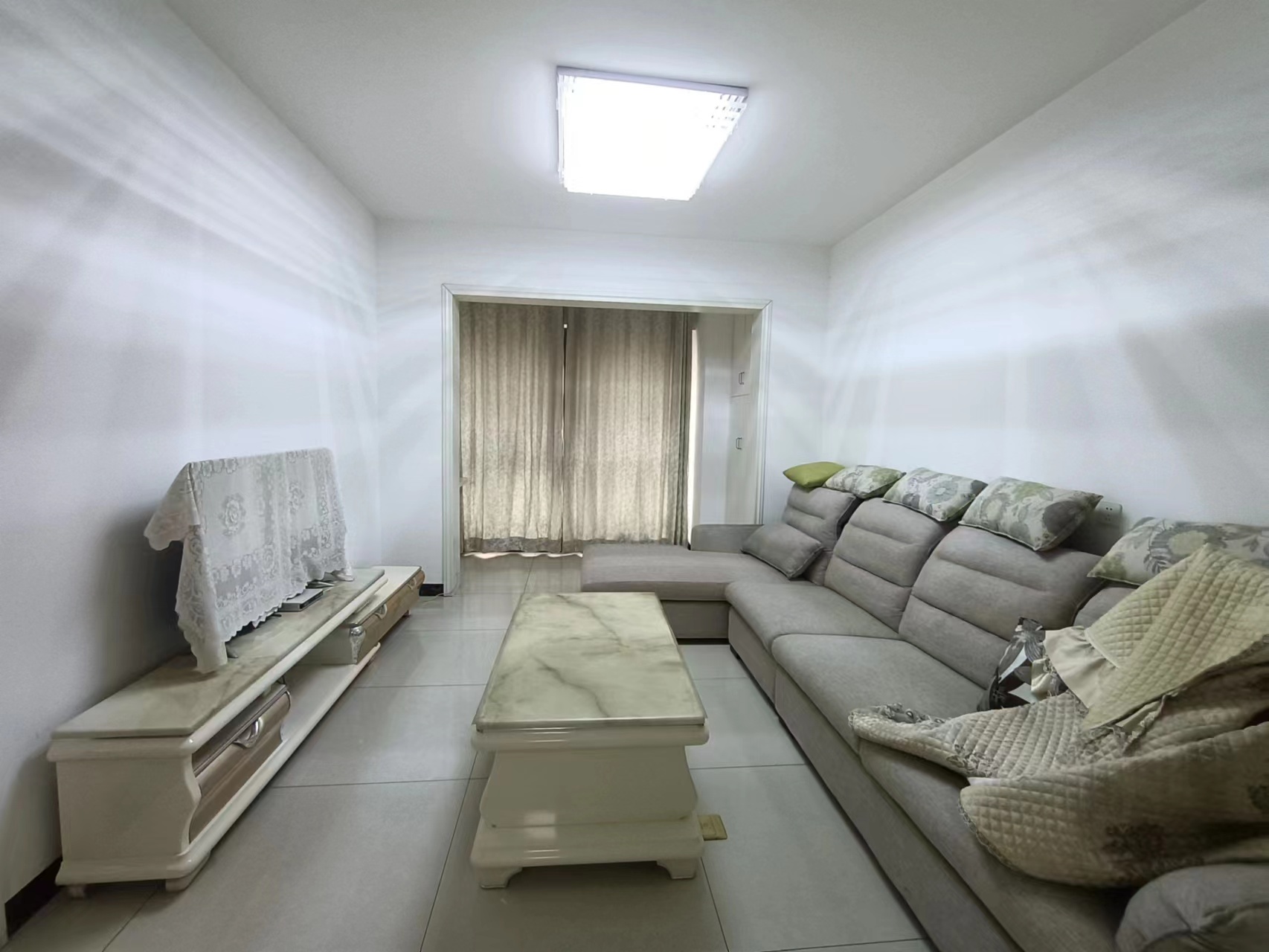 中建御山和苑 3室2厅1卫 80.0万 中建御山和苑 3室2厅1卫 80.0万室内图