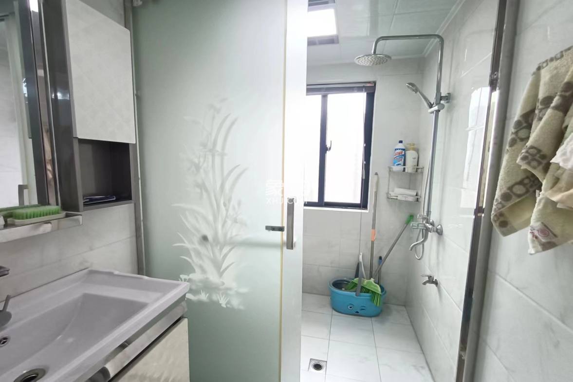 中建御山和苑 3室2厅1卫 80.0万 中建御山和苑 3室2厅1卫 80.0万室内图