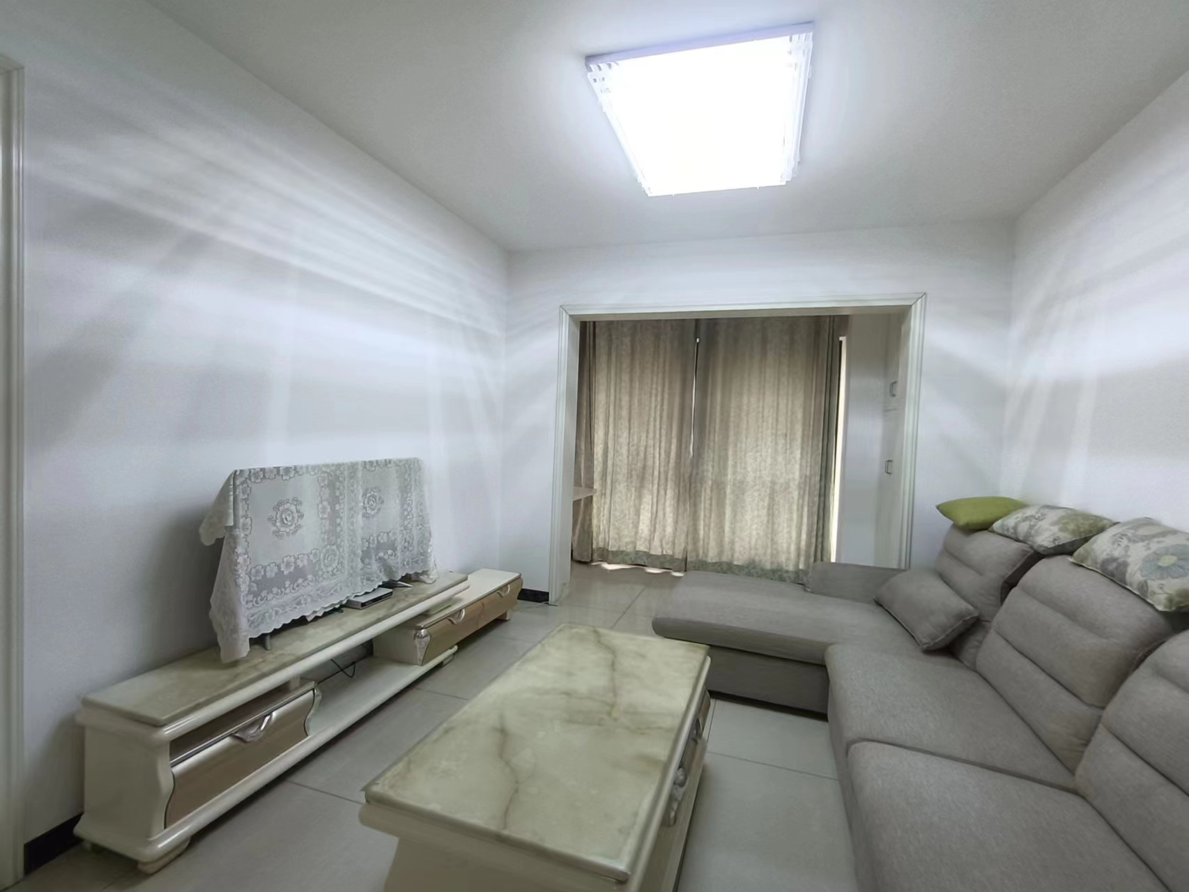 中建御山和苑 3室2厅1卫 80.0万 中建御山和苑 3室2厅1卫 80.0万室内图