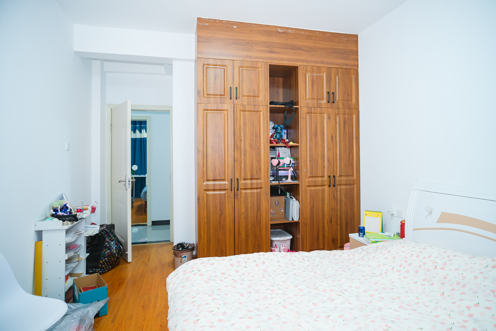 四季星城 3室2厅2卫 112.80万 四季星城 3室2厅2卫 112.80万卧室