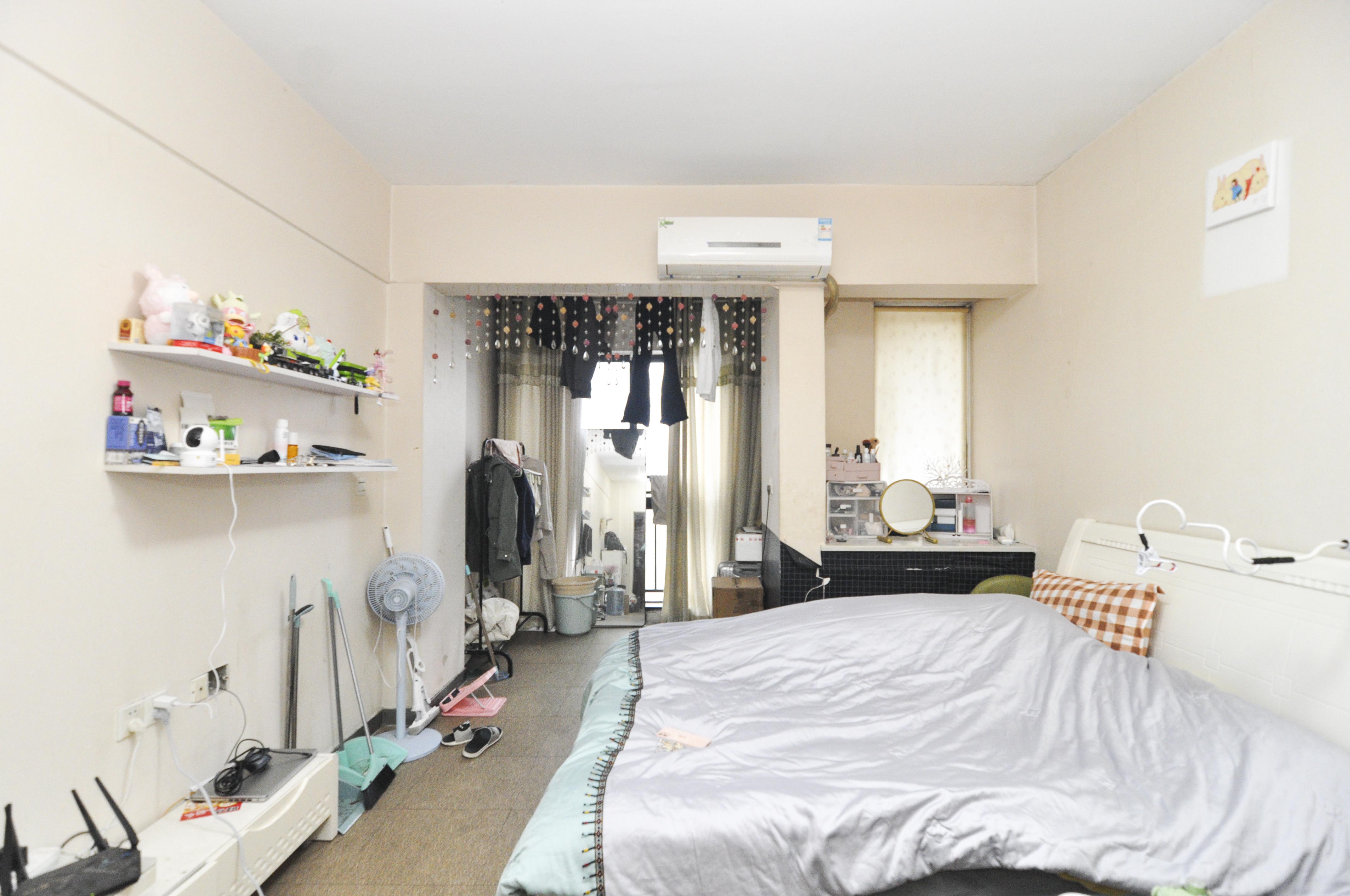 建安像素汇  1室1厅1卫   19.00万客厅