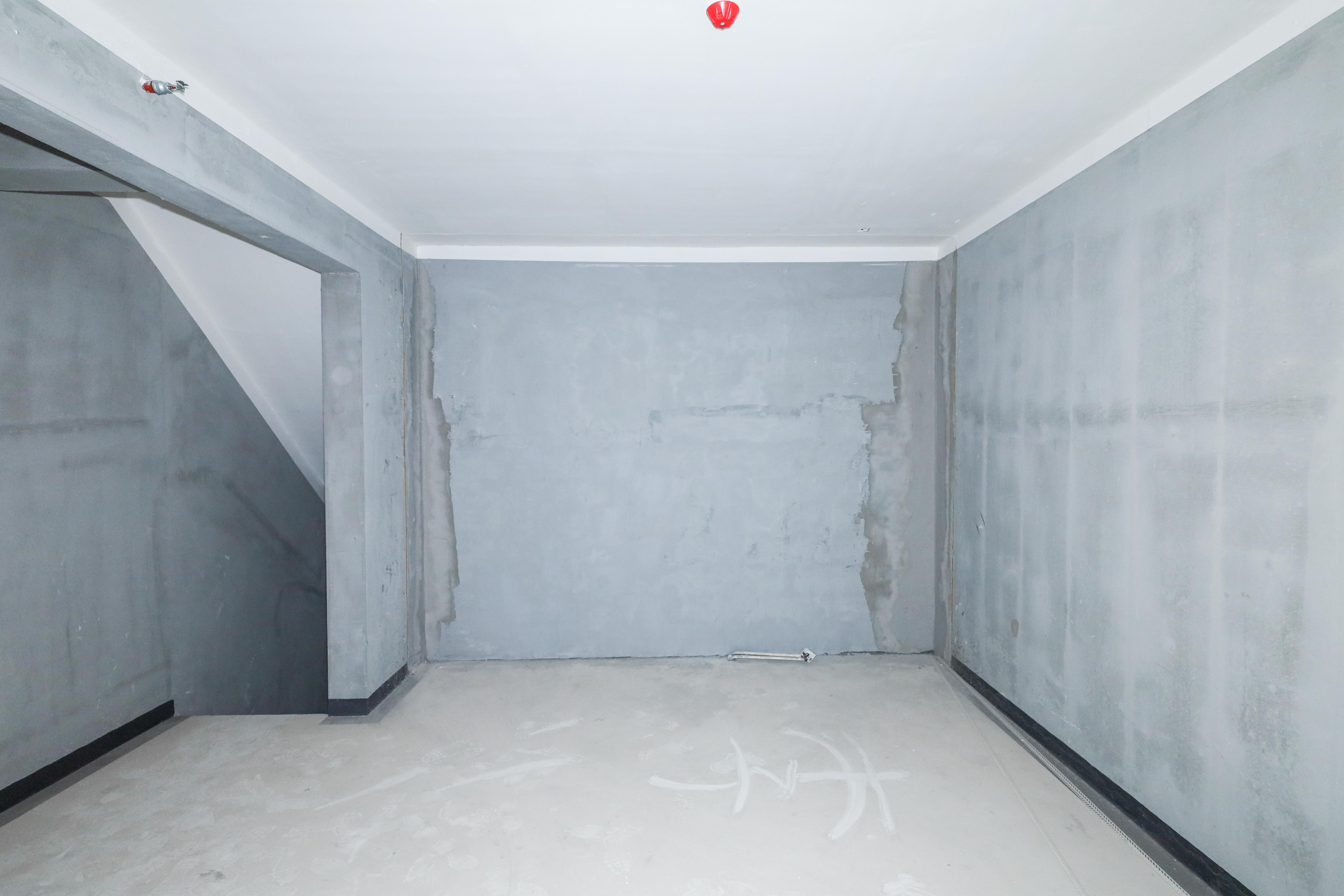 建发央著  5室2厅3卫   345.00万卧室