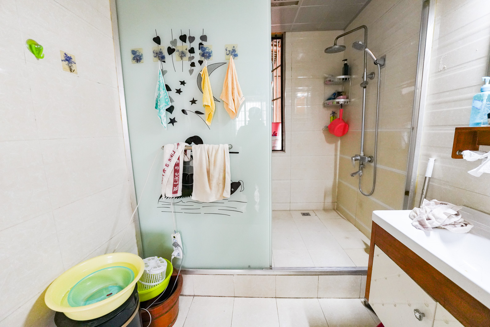 尊邸华庭  3室2厅1卫    63.0万卫生间