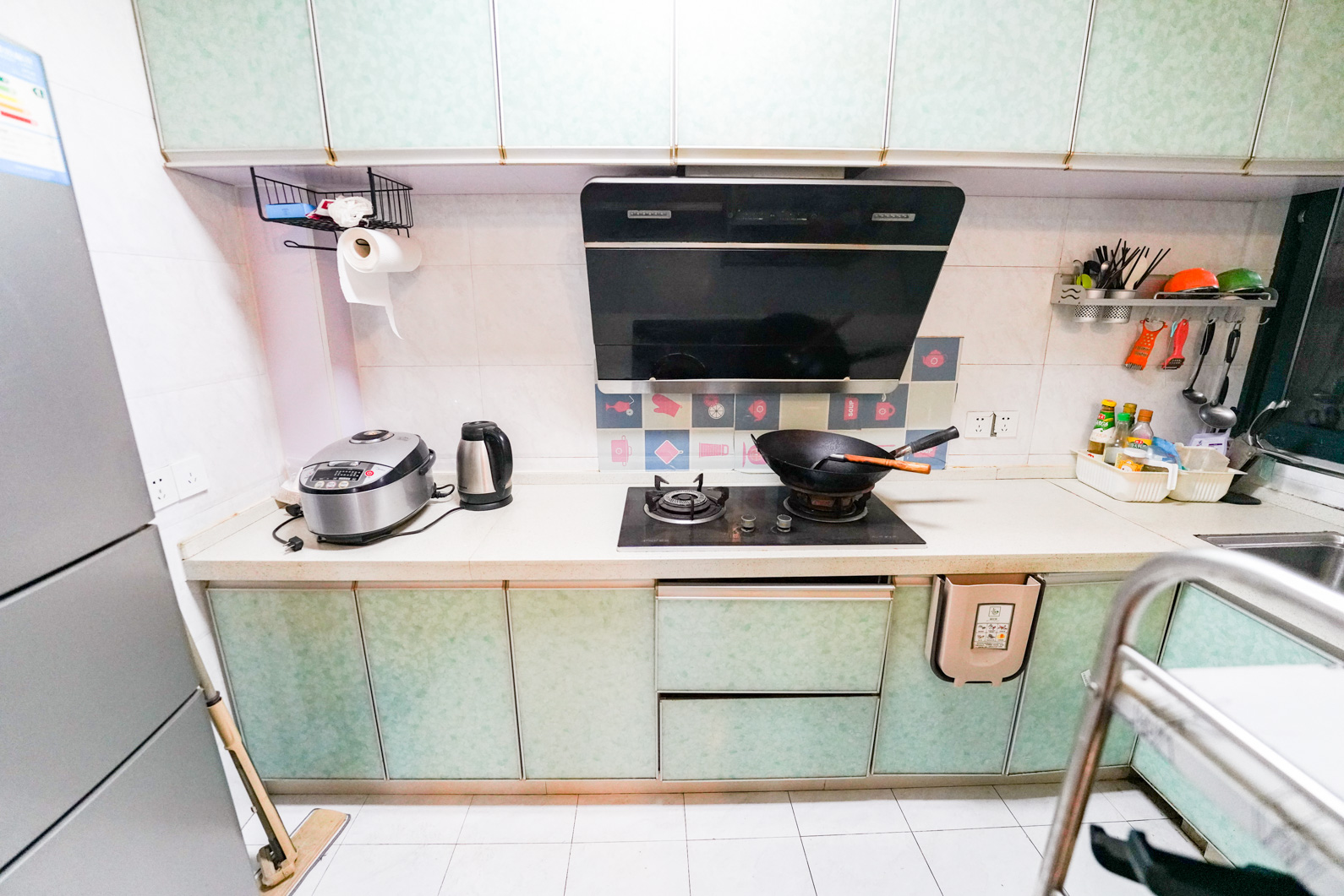 尊邸华庭  3室2厅1卫    63.0万厨房