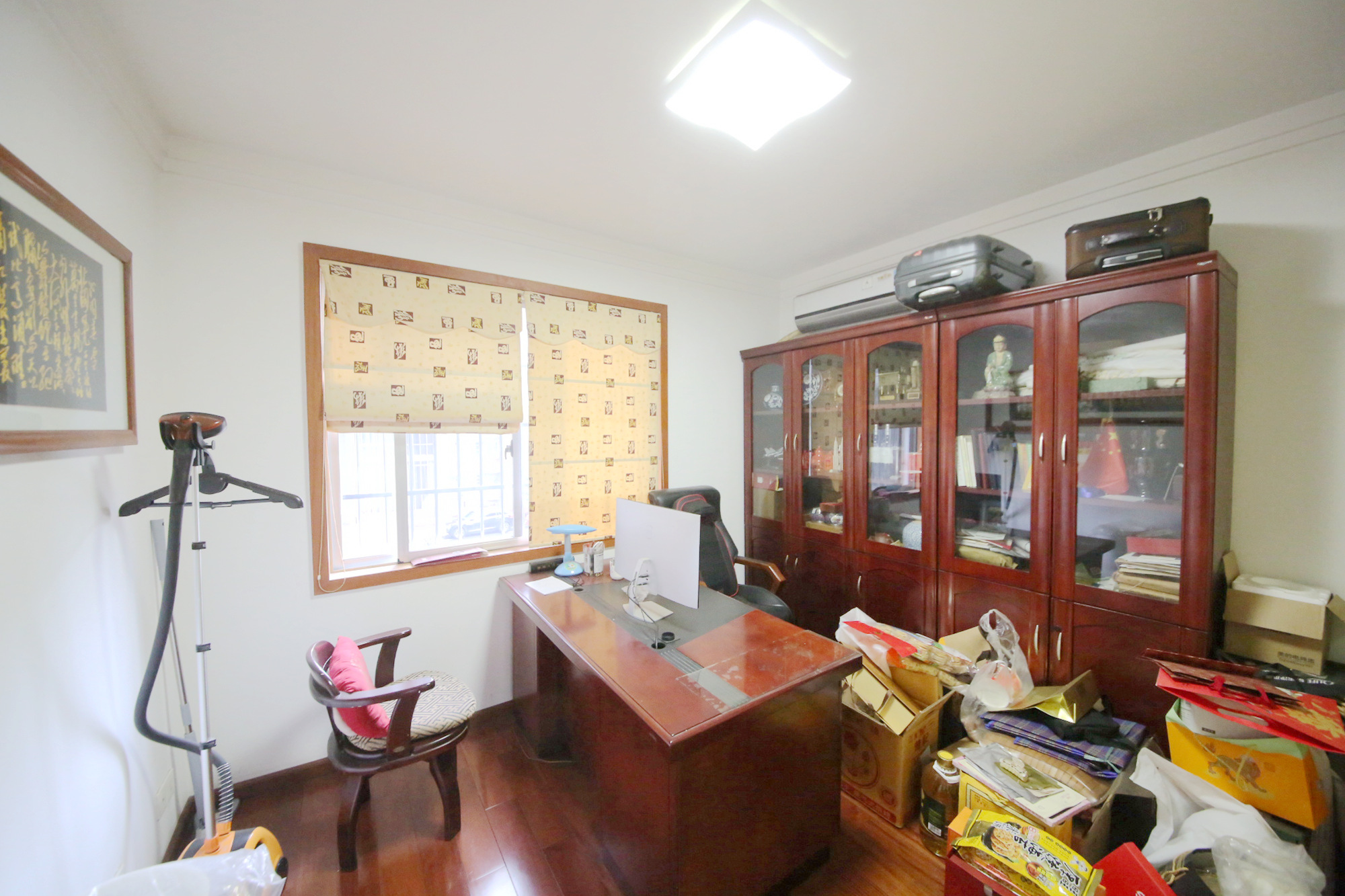 荷花园电信宿舍（天辰荷花苑）  4室2厅2卫   148.00万卧室