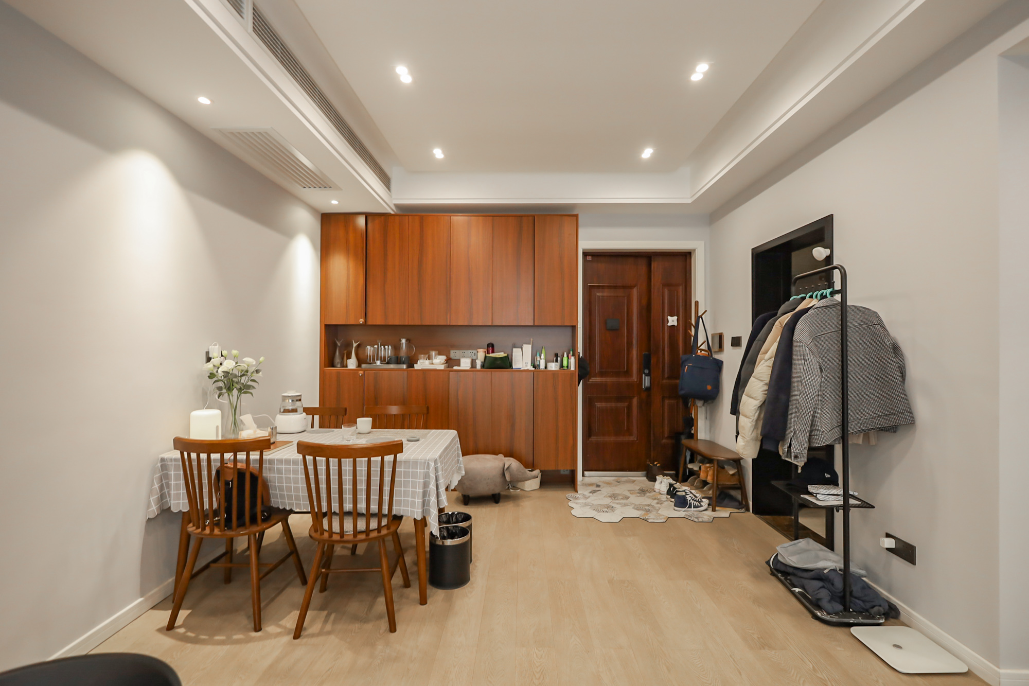 万象府台  3室2厅2卫    289.8万客厅