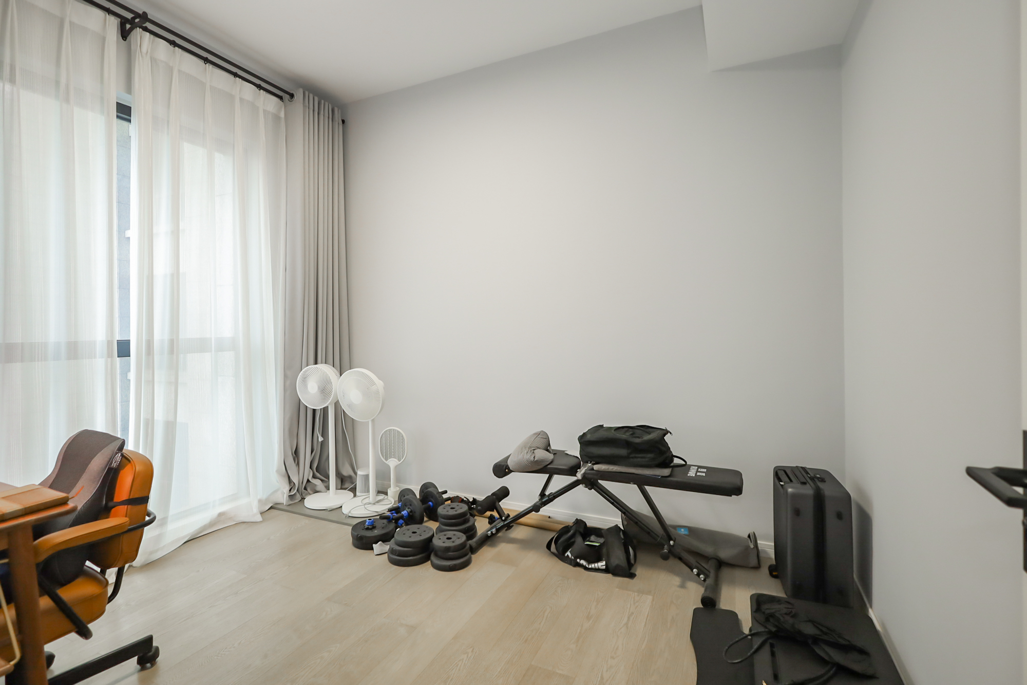 万象府台  3室2厅2卫    289.8万卧室