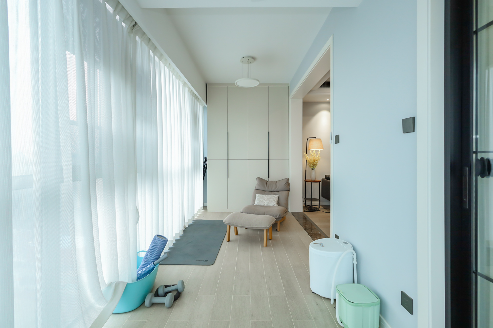 万象府台  3室2厅2卫    289.8万阳台