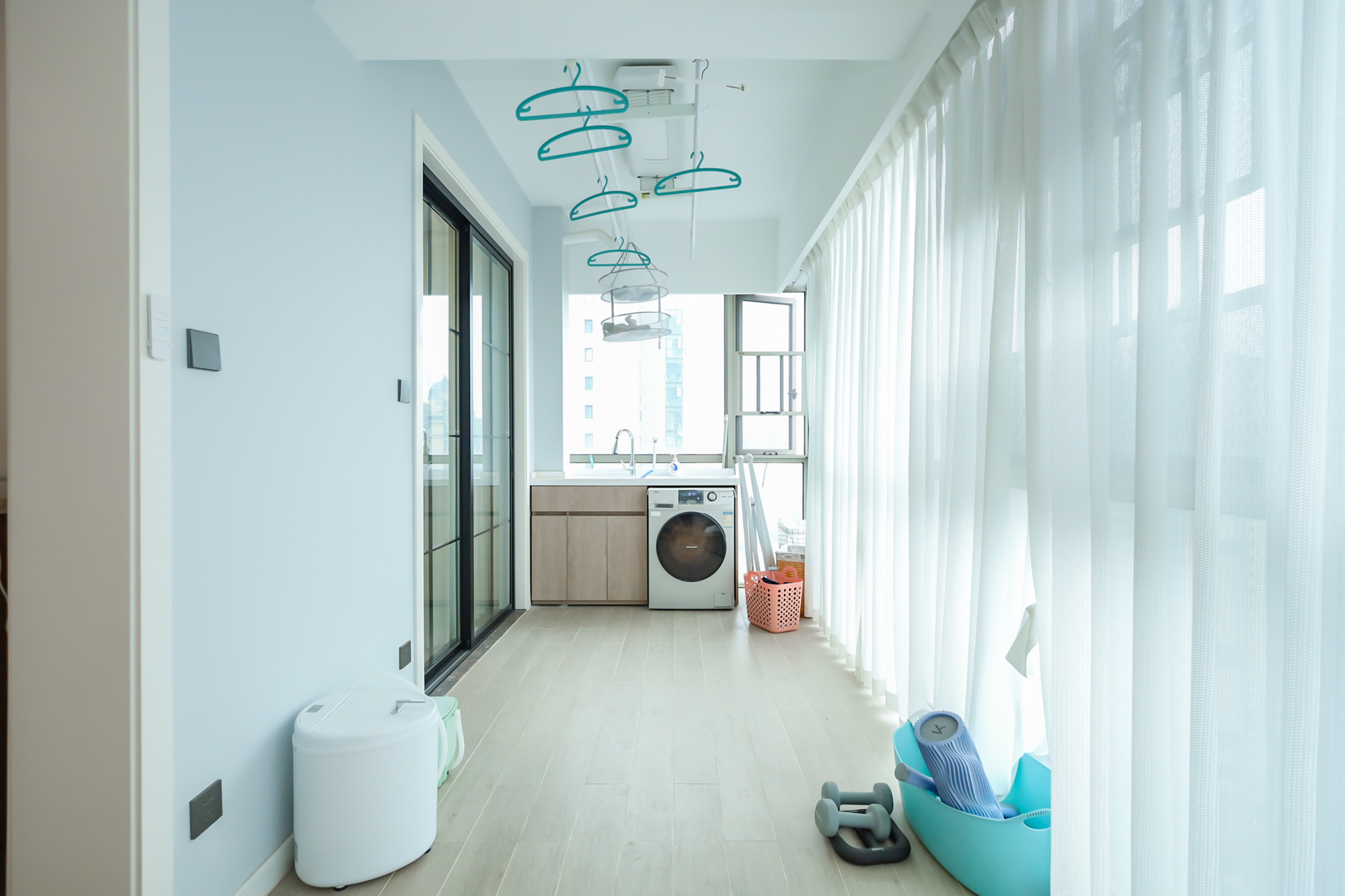 万象府台  3室2厅2卫    289.8万阳台