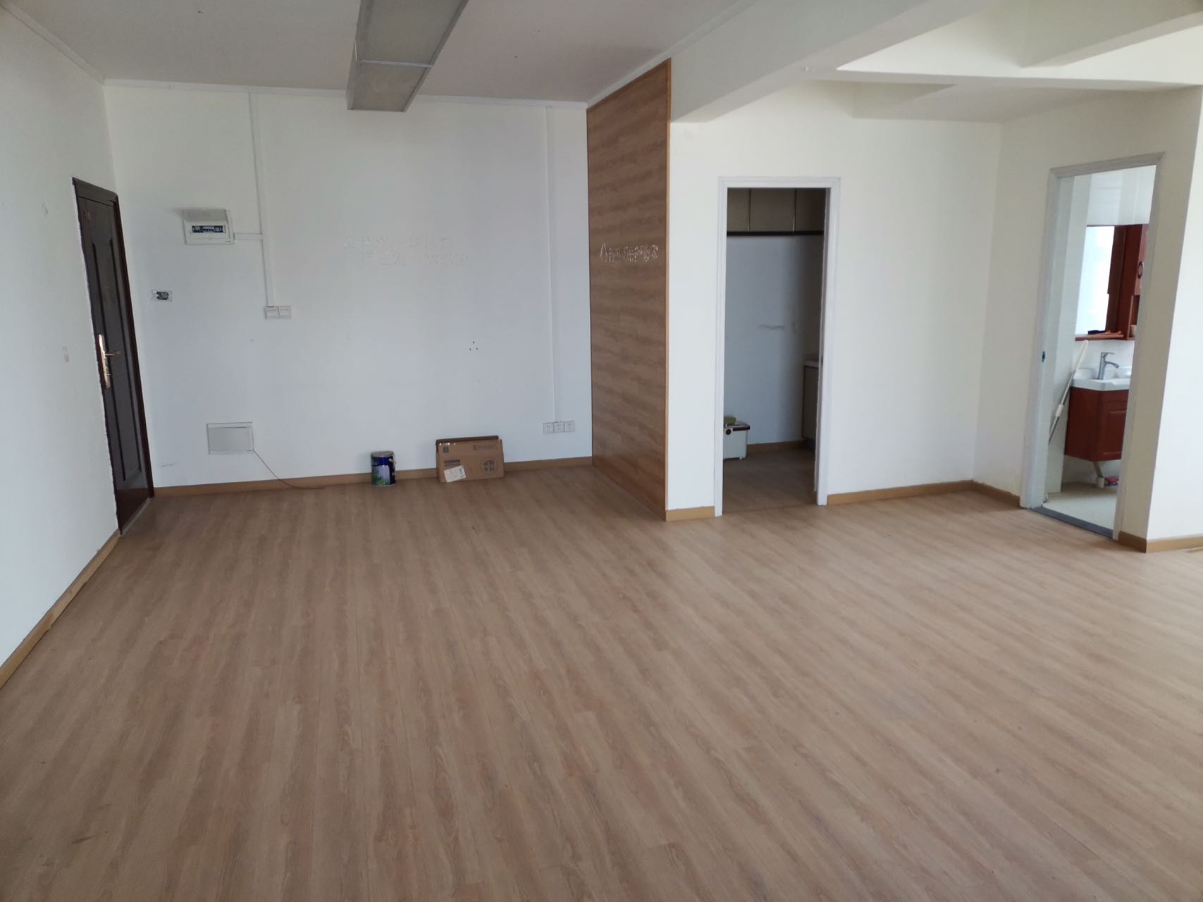 丽晶公馆  1室1厅1卫   3100.00元/月室内图