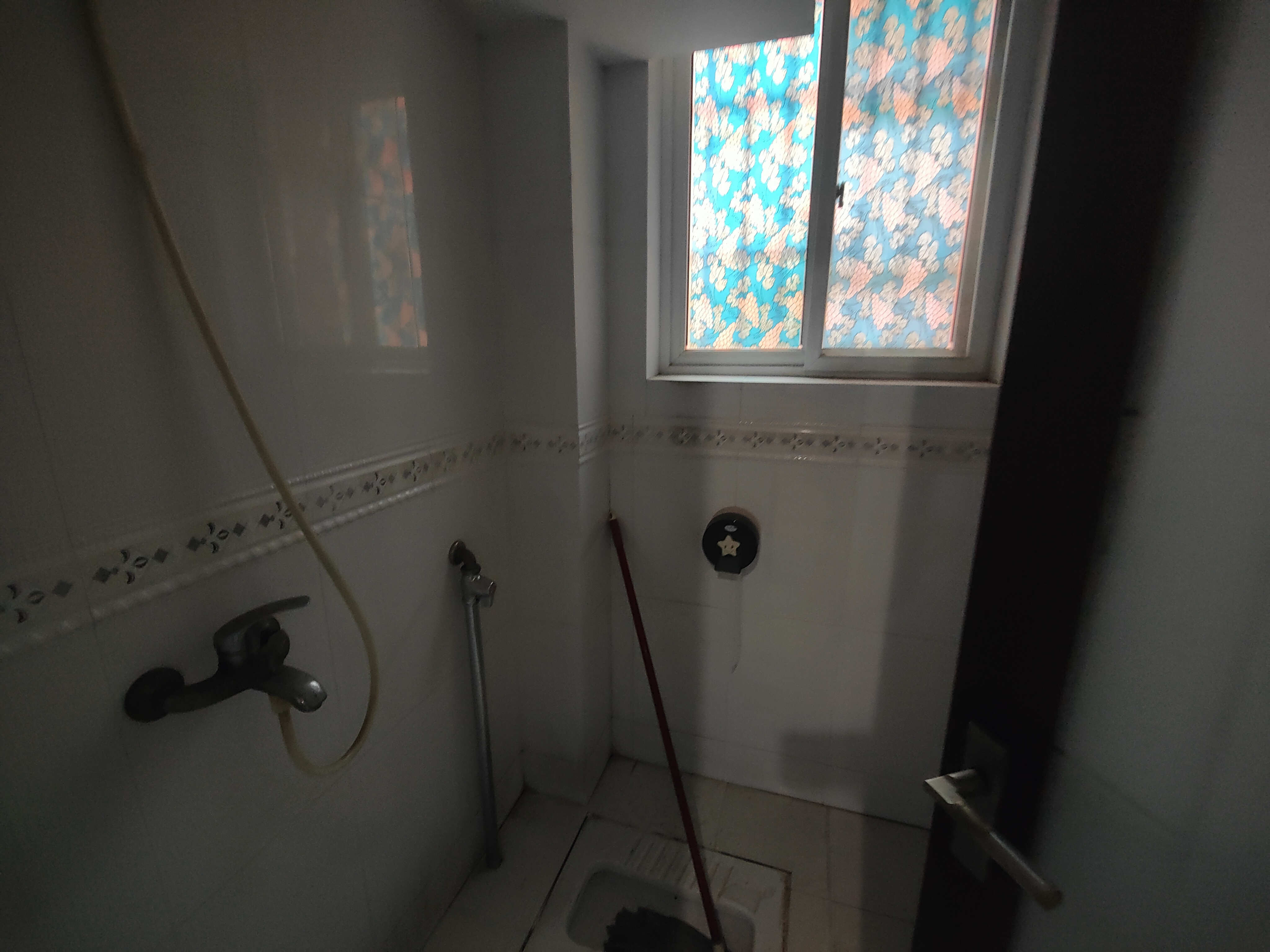 家园小区 4室2厅2卫 91.00万 家园小区 4室2厅2卫 91.00万室内图