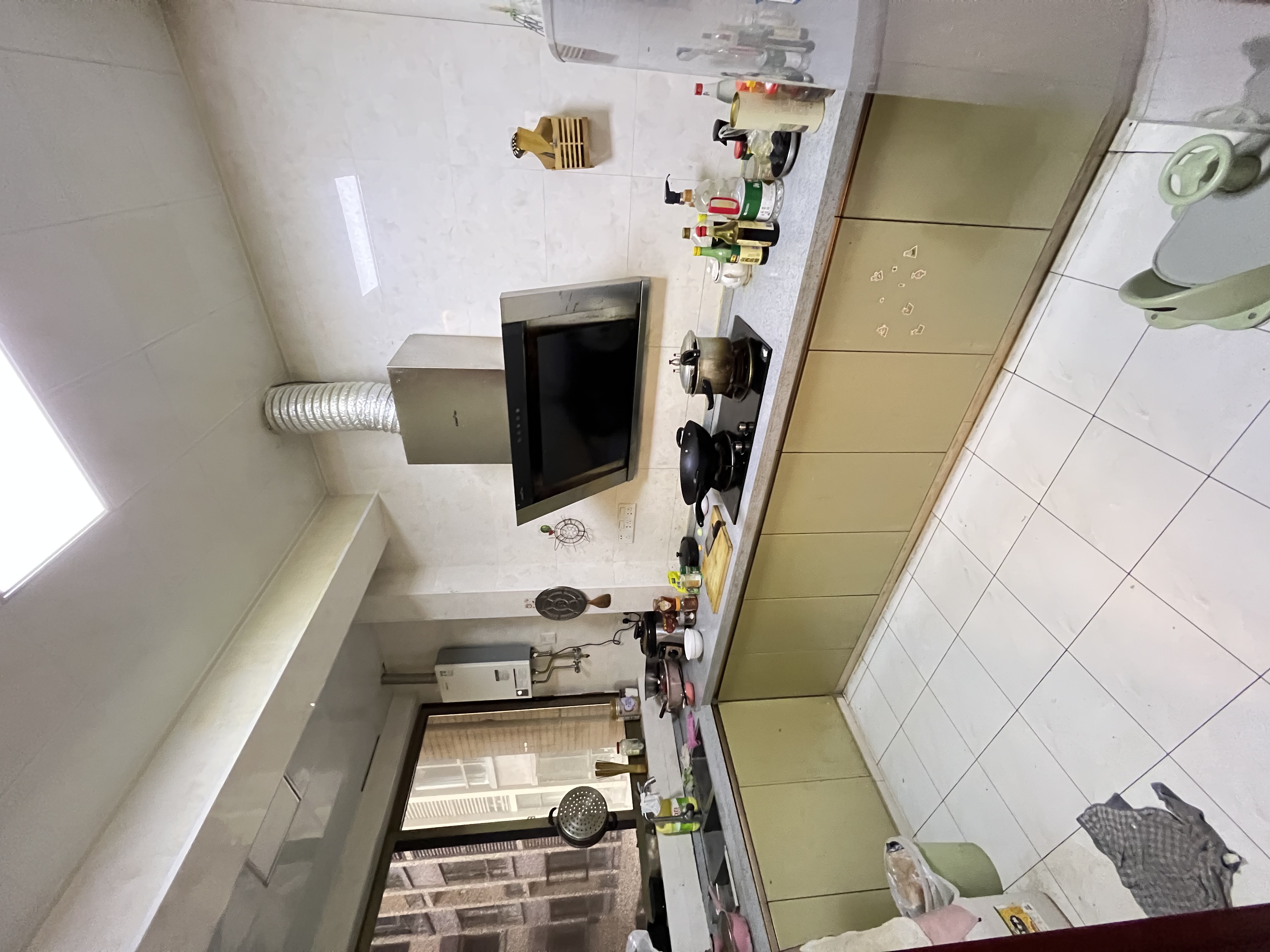 奥园广场  3室2厅2卫   89.00万 奥园广场  3室2厅2卫   89.00万室内图