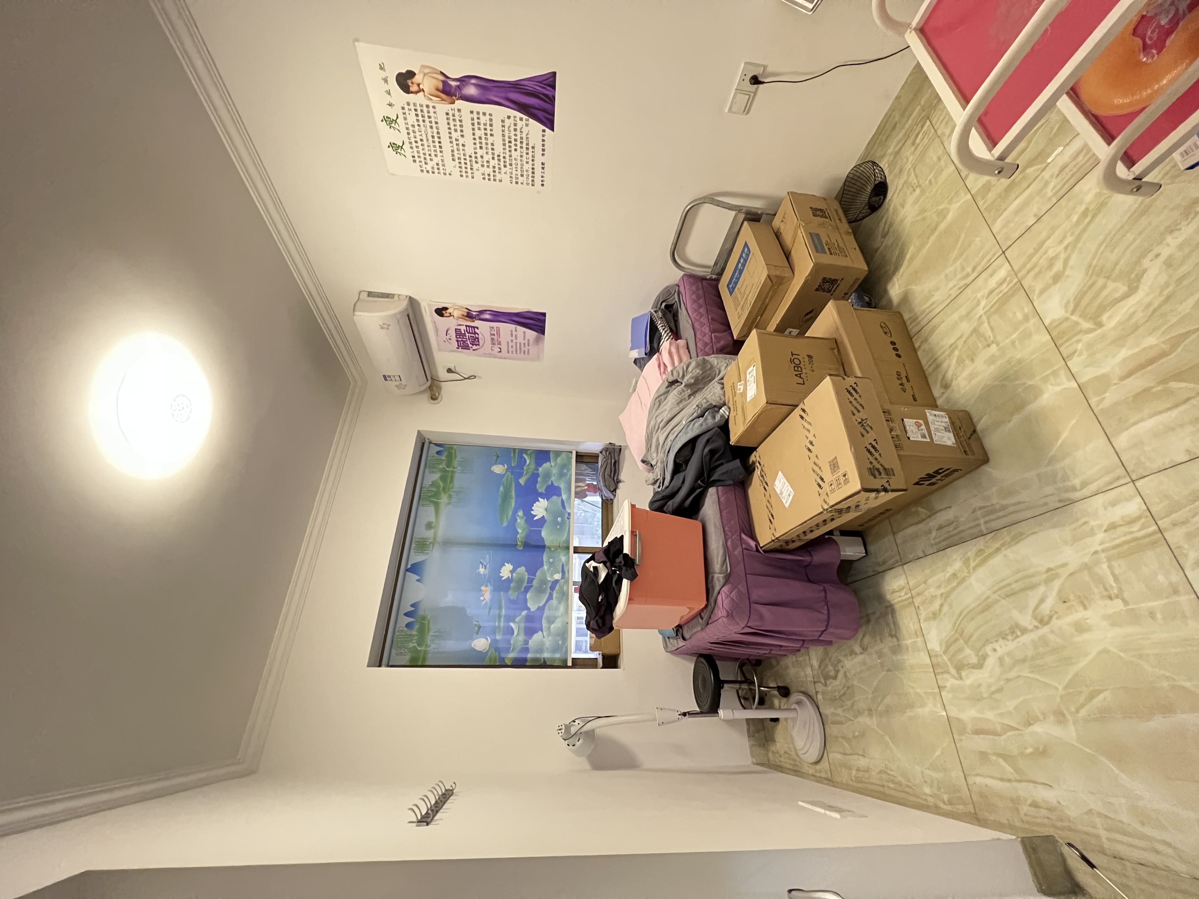 奥园广场  3室2厅2卫   89.00万 奥园广场  3室2厅2卫   89.00万室内图