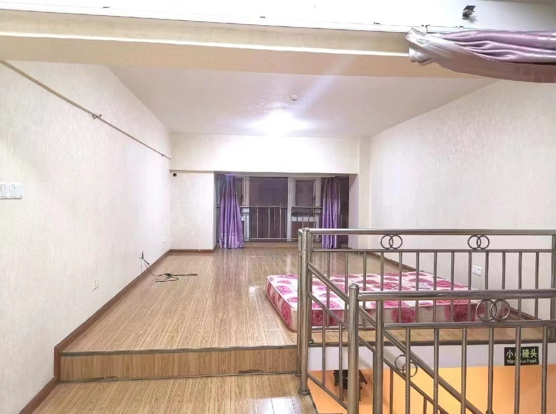 金轮时代广场 2室2厅1卫 36.80万 金轮时代广场 2室2厅1卫 36.80万室内图