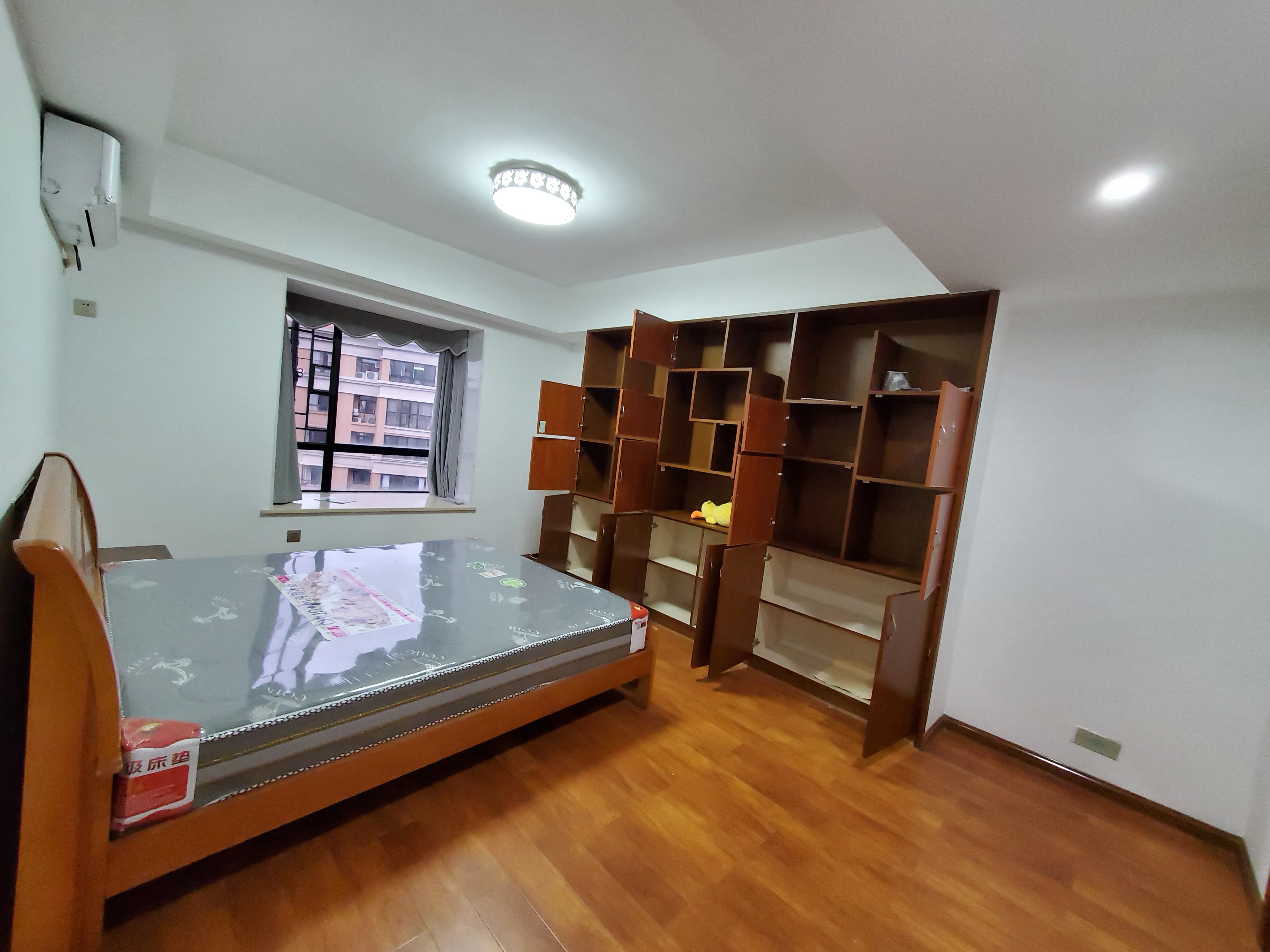 康桥美郡 3室2厅2卫 81.00万 康桥美郡 3室2厅2卫 81.00万室内图