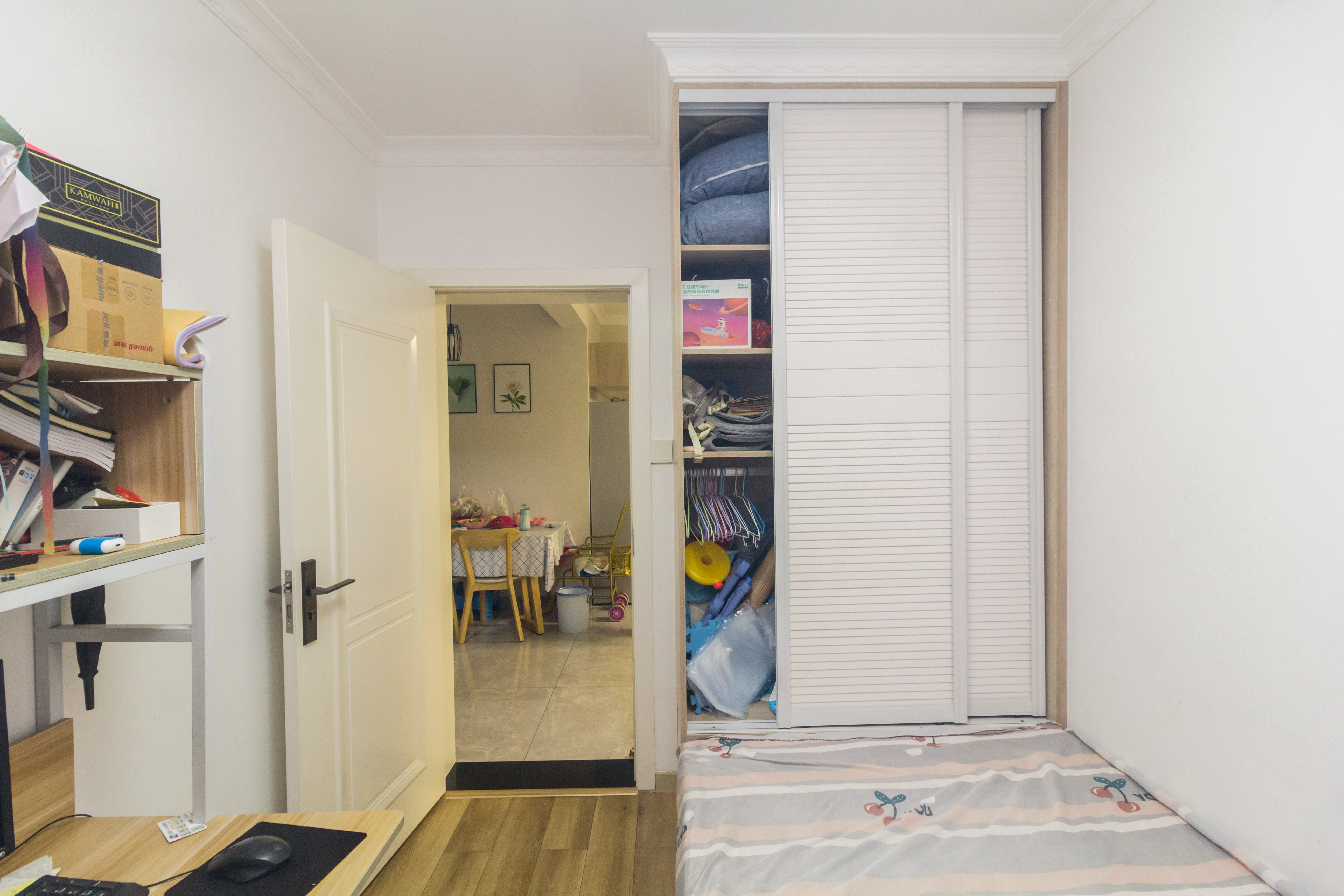 湘楚华庭 3室2厅1卫 68.00万 湘楚华庭 3室2厅1卫 68.00万卧室