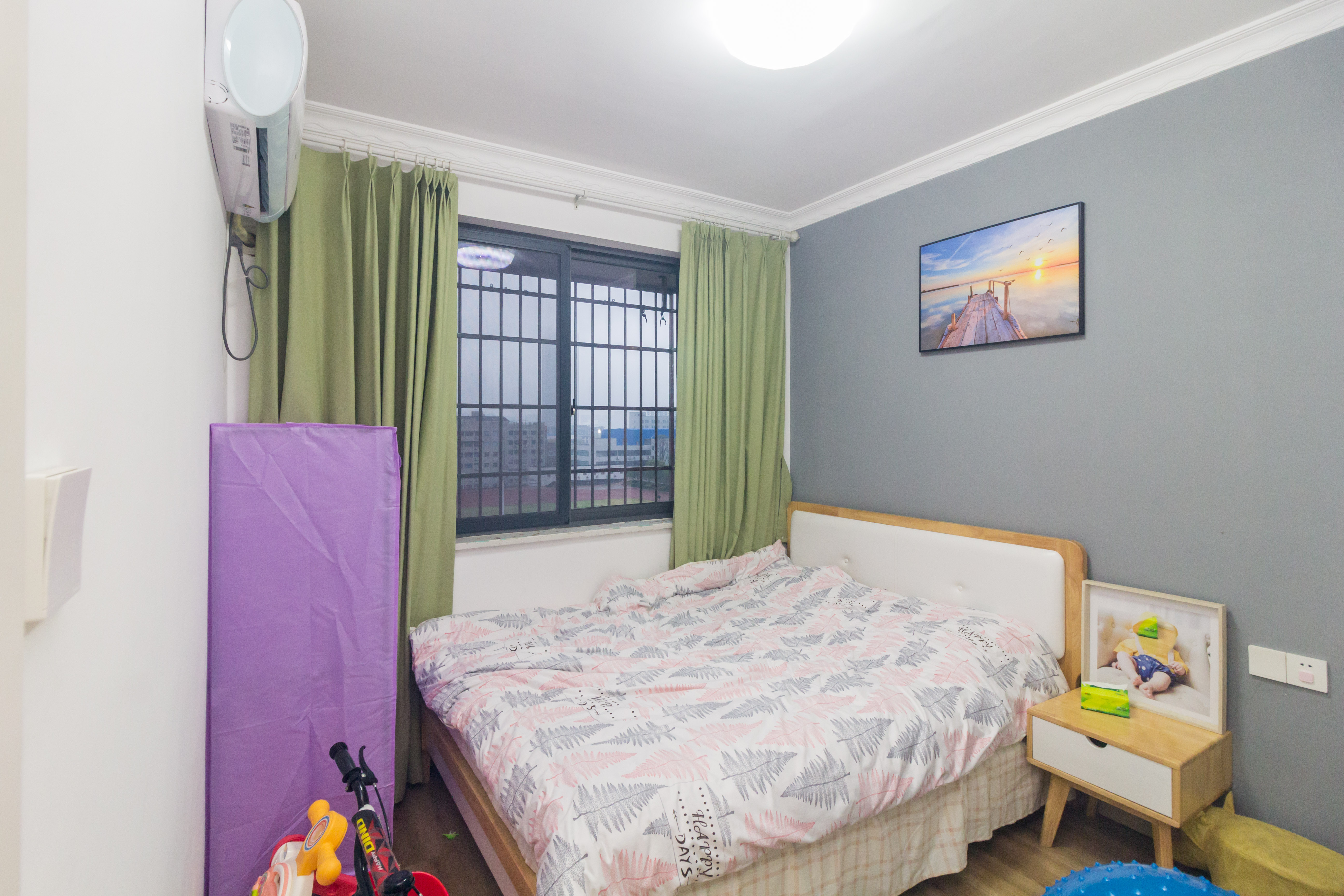 湘楚华庭 3室2厅1卫 68.00万 湘楚华庭 3室2厅1卫 68.00万卧室