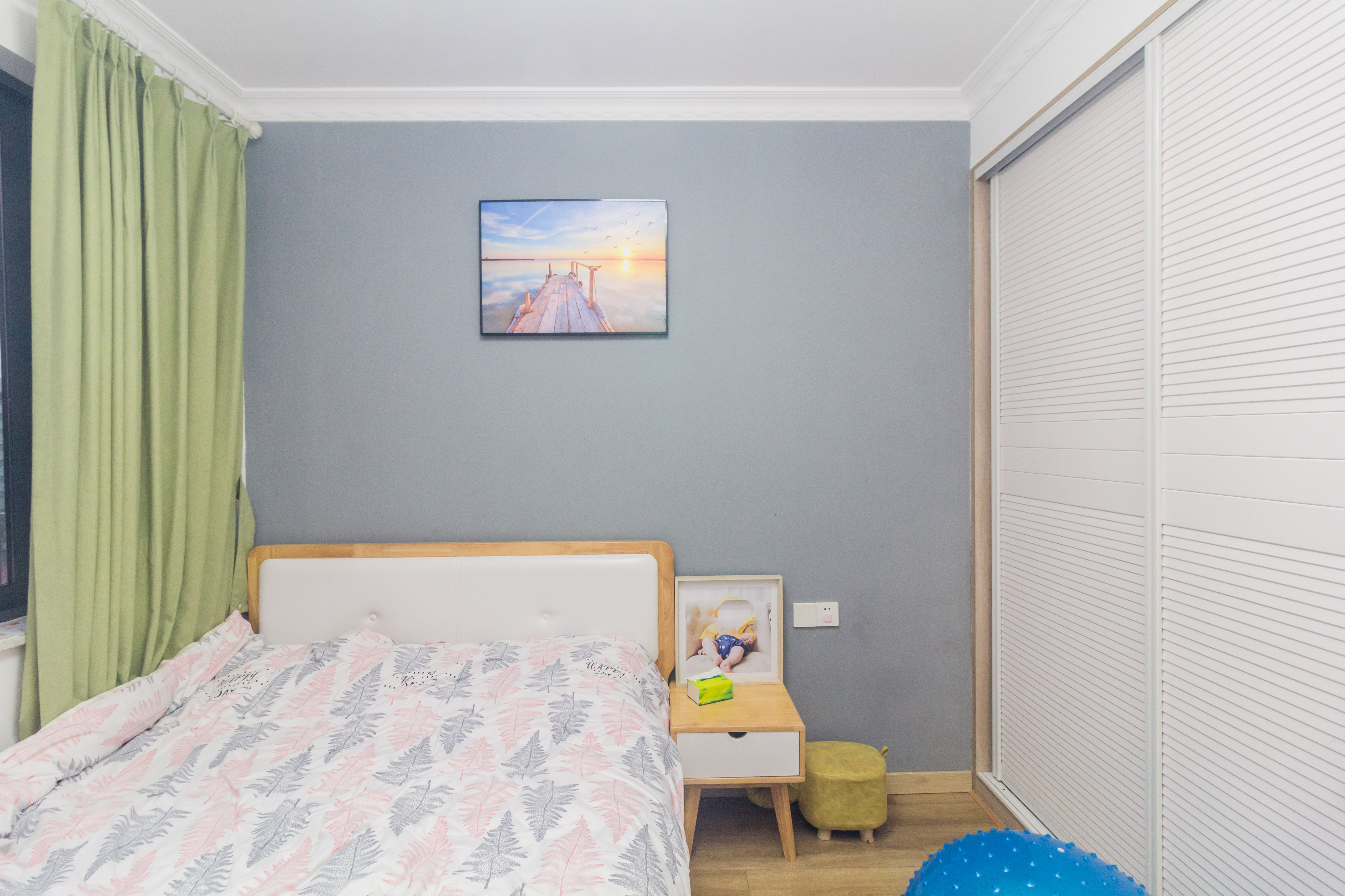 湘楚华庭 3室2厅1卫 68.00万 湘楚华庭 3室2厅1卫 68.00万卧室