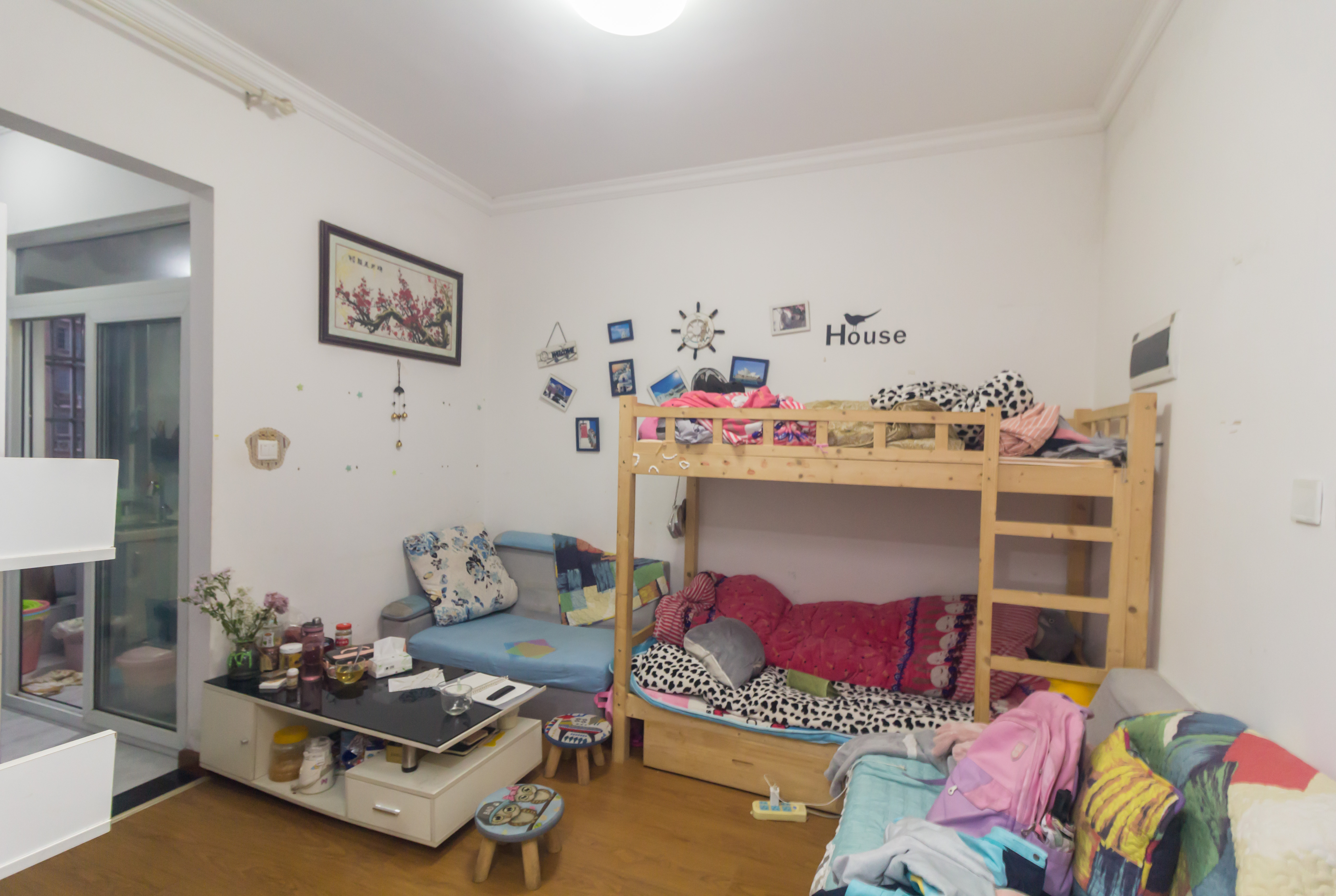 光明城市(星辰青年城) 1室1厅1卫 32.80万 光明城市(星辰青年城) 1室1厅1卫 32.80万客厅