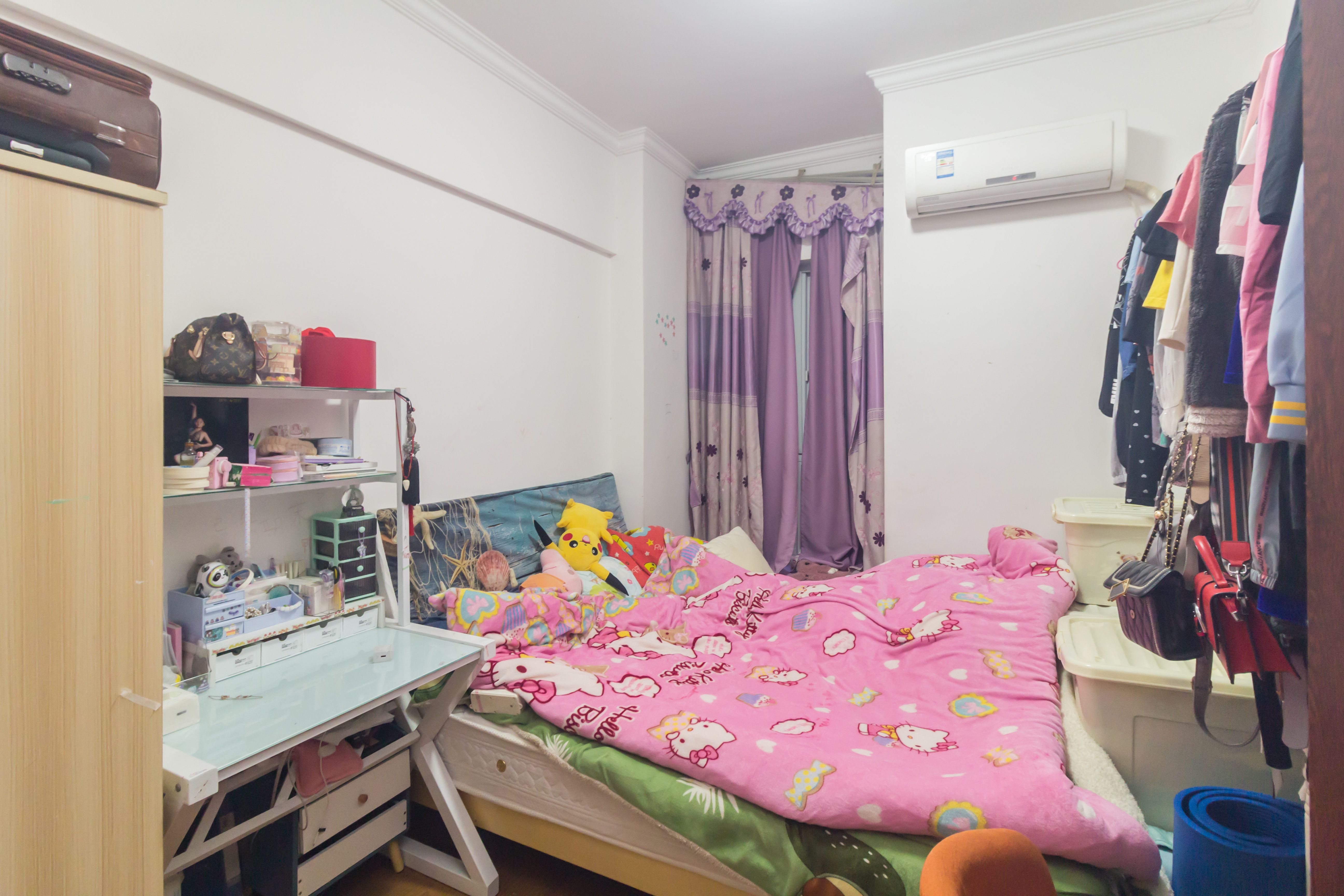 光明城市(星辰青年城) 1室1厅1卫 32.80万 光明城市(星辰青年城) 1室1厅1卫 32.80万卧室