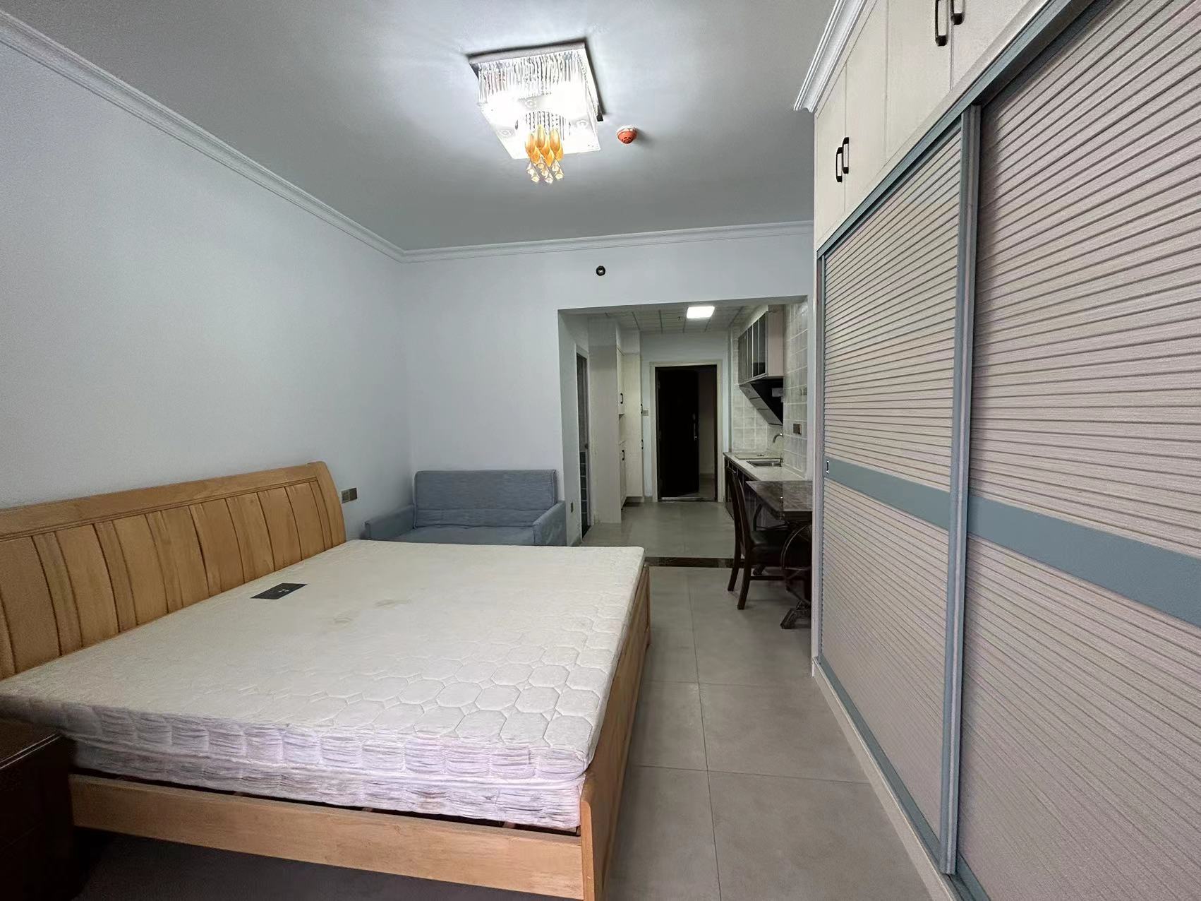 爱丁堡 1室1厅1卫 15.00万 爱丁堡 1室1厅1卫 15.00万室内图