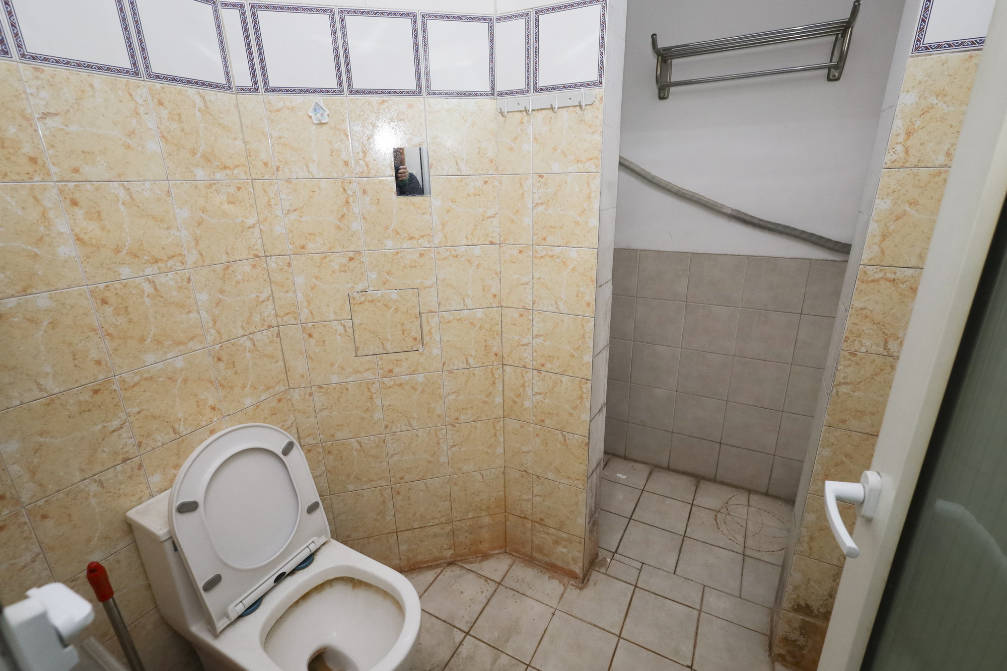 天峰名苑 3室2厅1卫 89.0万 天峰名苑 3室2厅1卫 89.0万卫生间