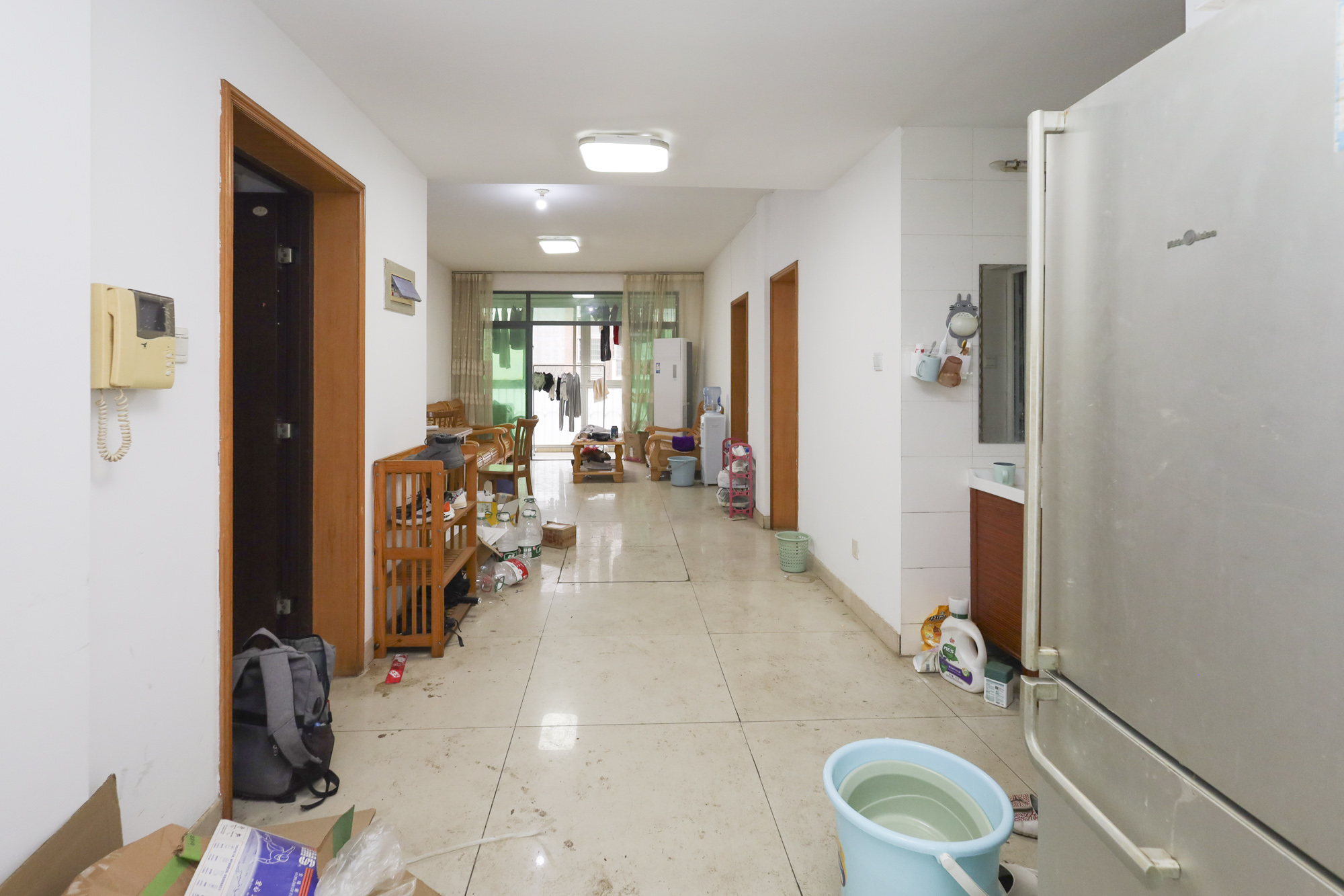 天峰名苑 3室2厅1卫 89.0万 天峰名苑 3室2厅1卫 89.0万客厅