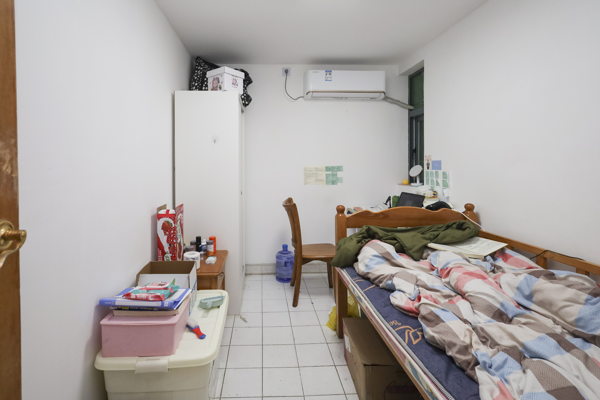 天峰名苑 3室2厅1卫 89.0万 天峰名苑 3室2厅1卫 89.0万卧室