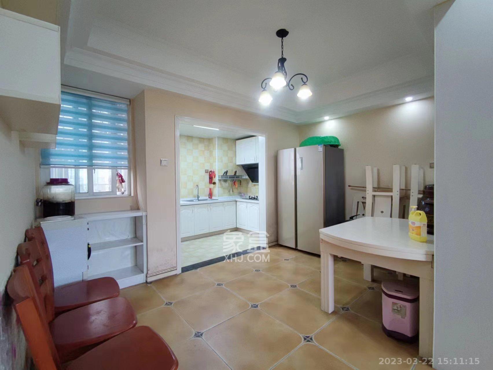 锦璨家园 4室2厅2卫 2200.0元/月 锦璨家园 4室2厅2卫 2200.0元/月室内图