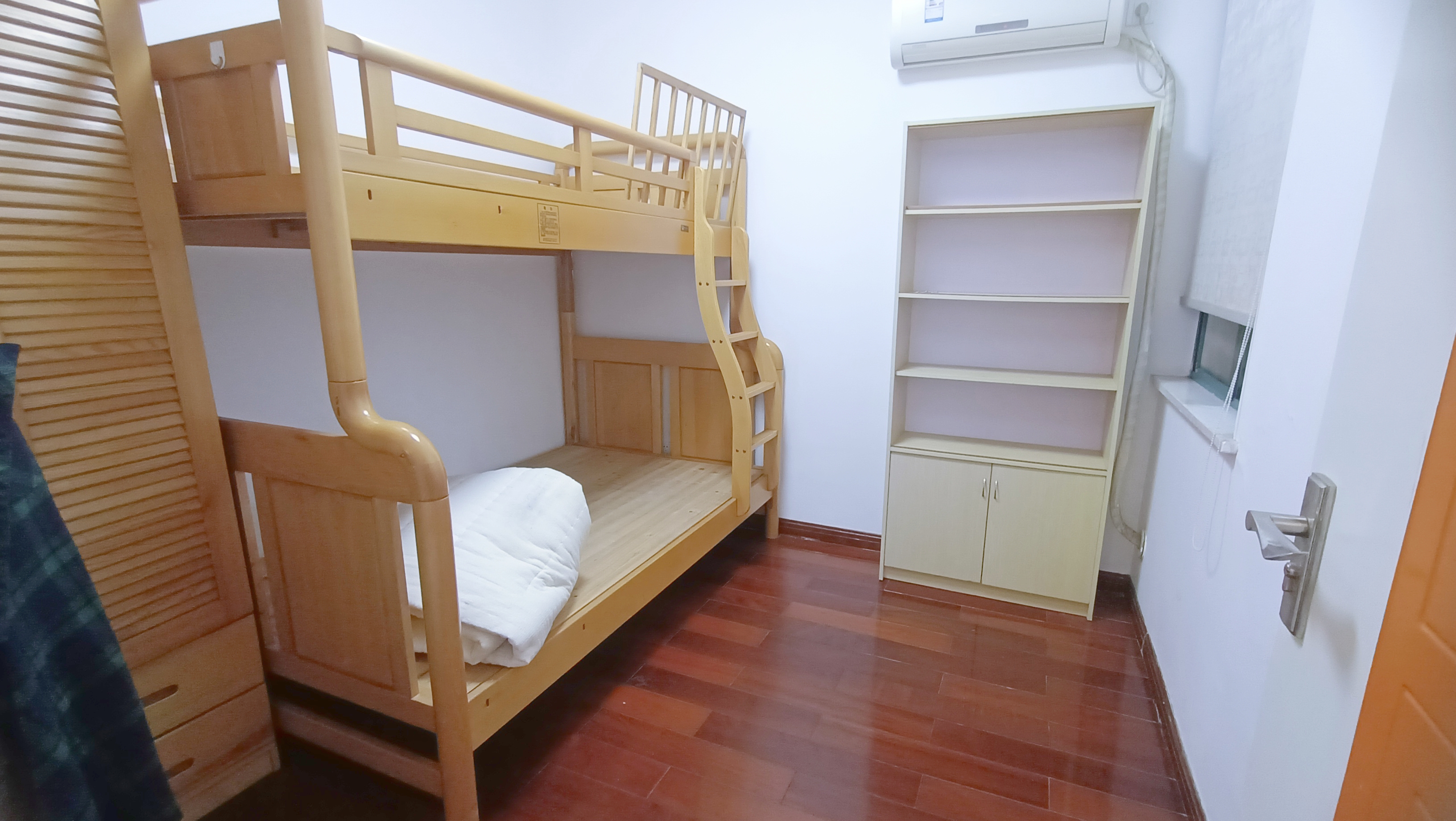 天鹅湖1号 2室2厅1卫 52.00万 天鹅湖1号 2室2厅1卫 52.00万室内图