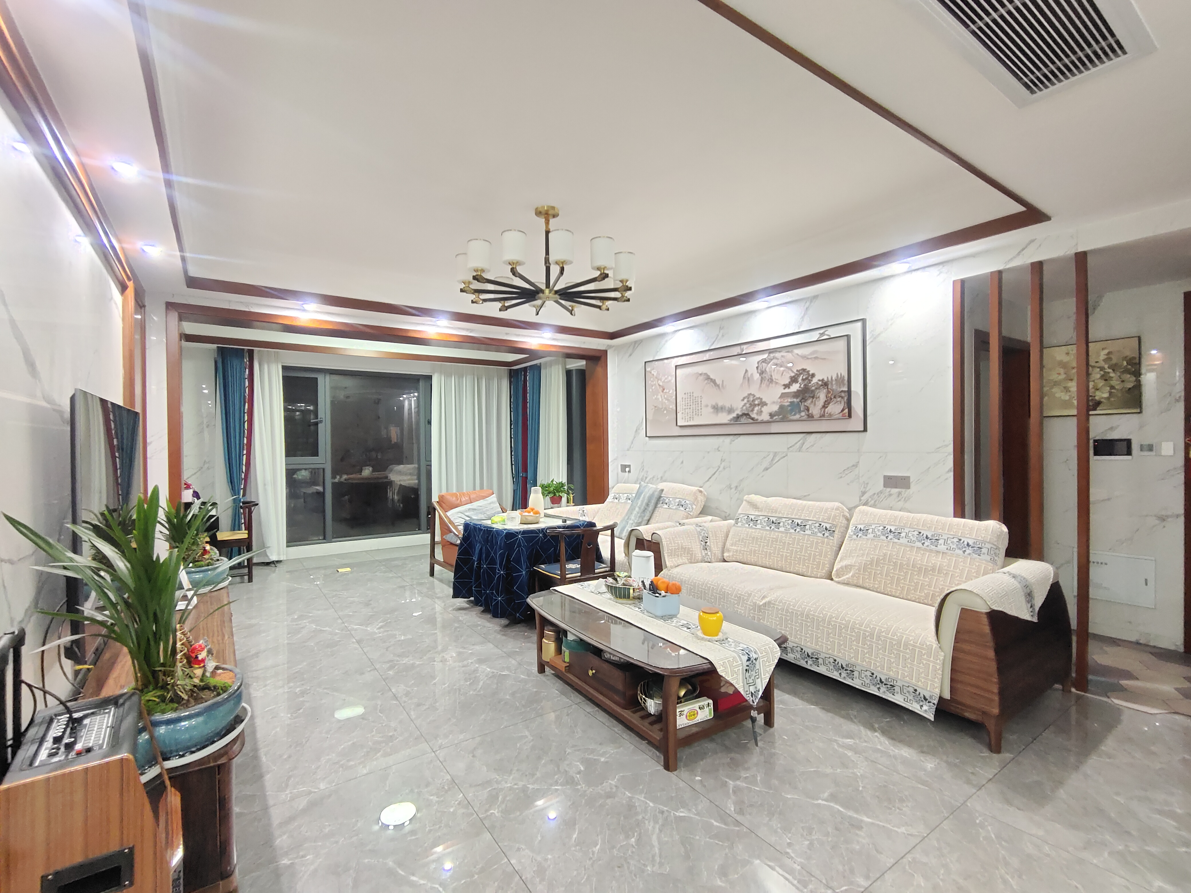 奥园养生城 4室2厅2卫 128.0万 奥园养生城 4室2厅2卫 128.0万室内图