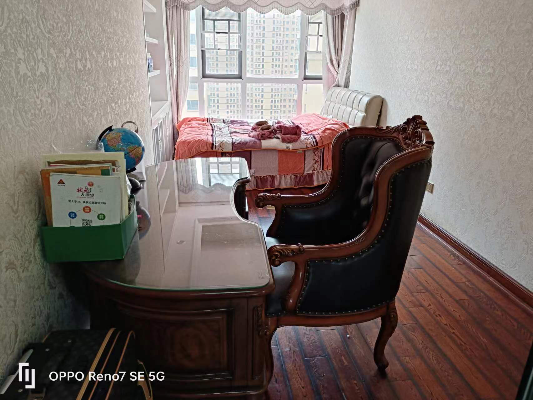 五矿万境水岸 3室2厅2卫 75.00万 五矿万境水岸 3室2厅2卫 75.00万客厅