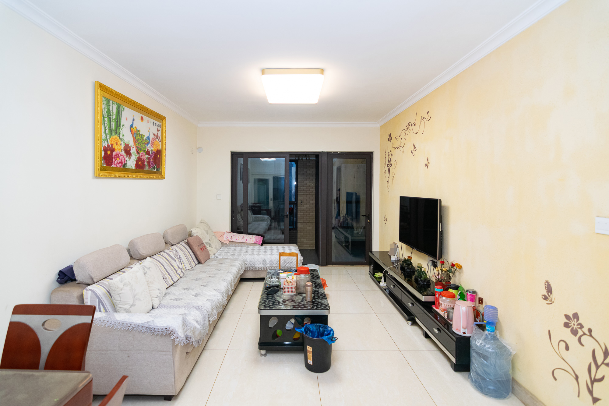 时代倾城一期  2室2厅1卫   76.80万 时代倾城一期  2室2厅1卫   76.80万客厅