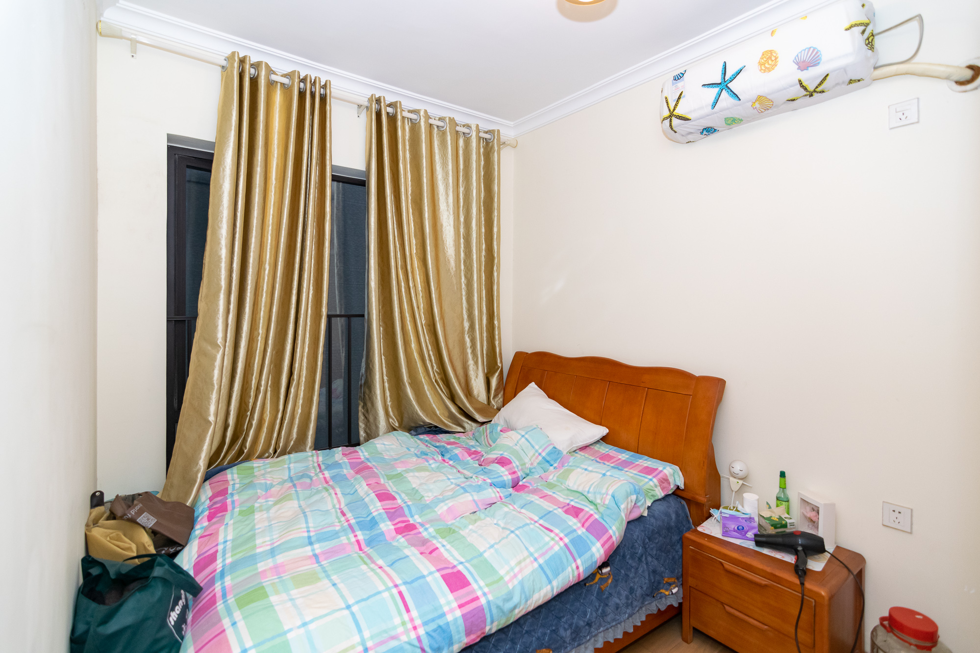 时代倾城一期  2室2厅1卫   76.80万 时代倾城一期  2室2厅1卫   76.80万卧室